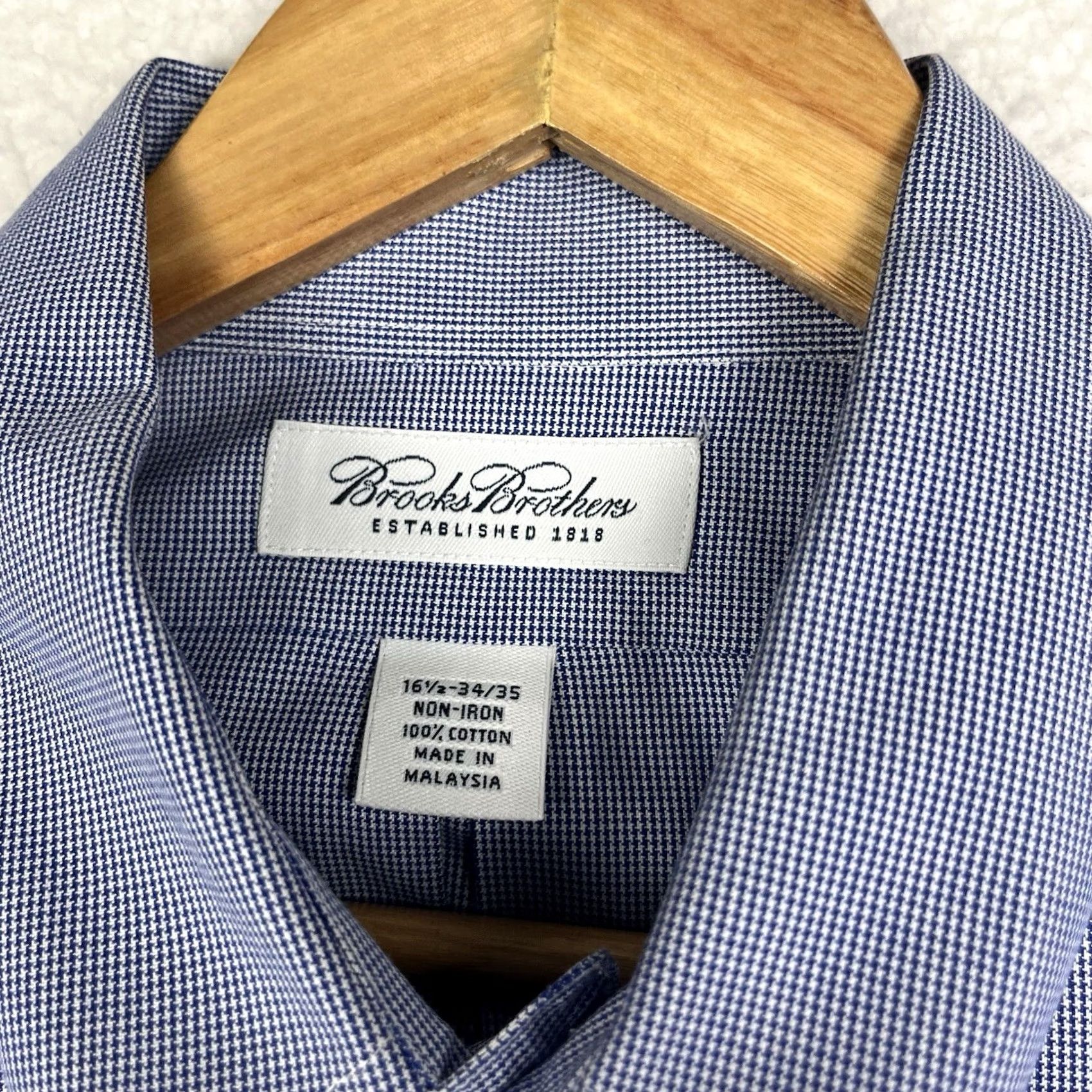 Brooks Brothers Brooks Brothers Oxford Button Down Shirt Blue 16.5-34/5 Cotton Houndstooth Dress Shirt Men Regular Button-Down Non-Iron Long Sleeve Size US S / EU 44-46 / 1 - 3 Thumbnail