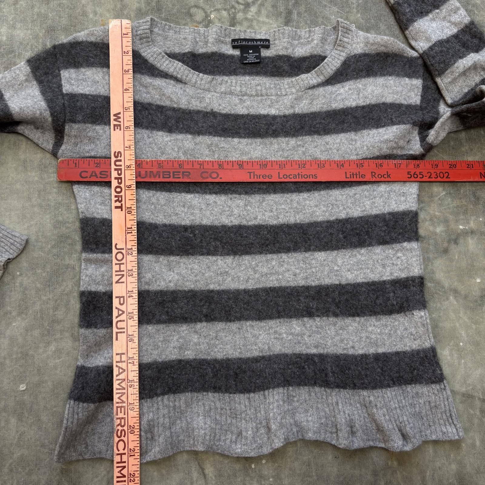 Vintage Vintage Y2K Sofia Cashmere Gray Striped Grunge Skate Sweater Size M / US 6-8 / IT 42-44 - 3 Thumbnail