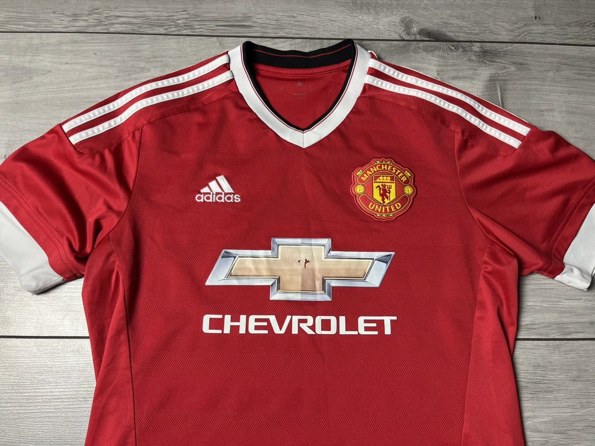 Adidas Adidas Manchester united jersey size Medium Size US M / EU 48-50 / 2 - 3 Thumbnail