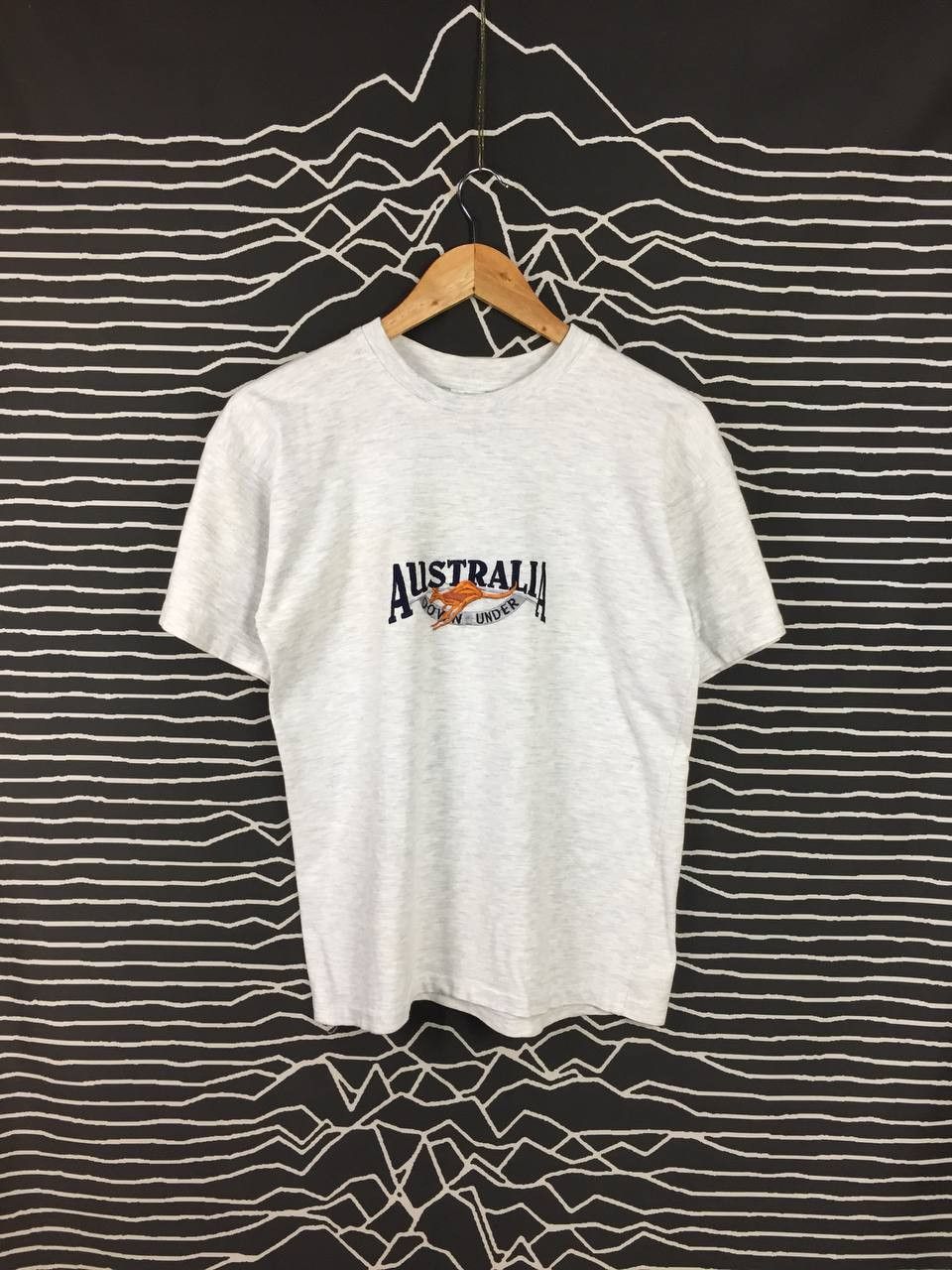 Vintage Vtg Down Under Australia Embroidered Logo Tee Size US M / EU 48-50 / 2 - 1 Thumbnail