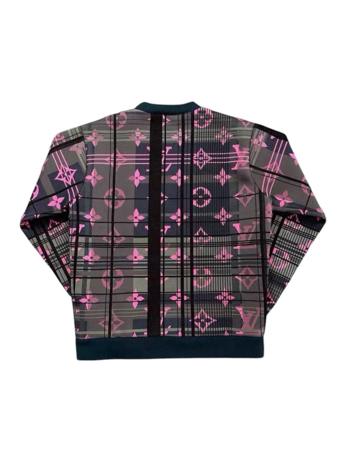 Louis Vuitton Louis Vuitton XXL Pullover Monogram Sweatshirt crewneck Size US XXL / EU 58 / 5 - 2 Thumbnail