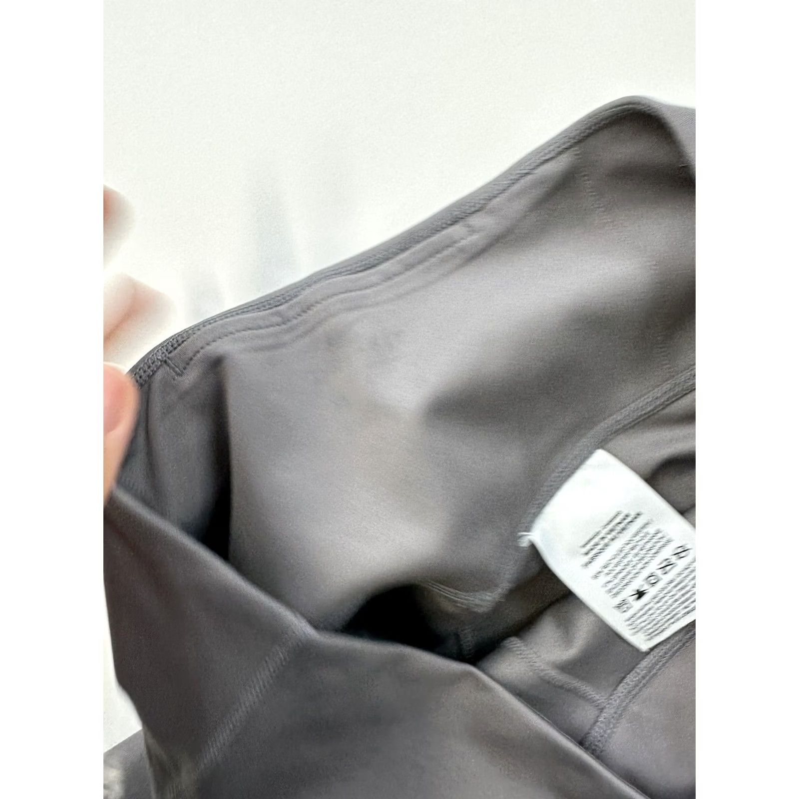 Nike Nike Cropped Womens L Gray One Leggings Women Grey BV0001 Size 36" / US 14 / IT 50 - 7 Thumbnail