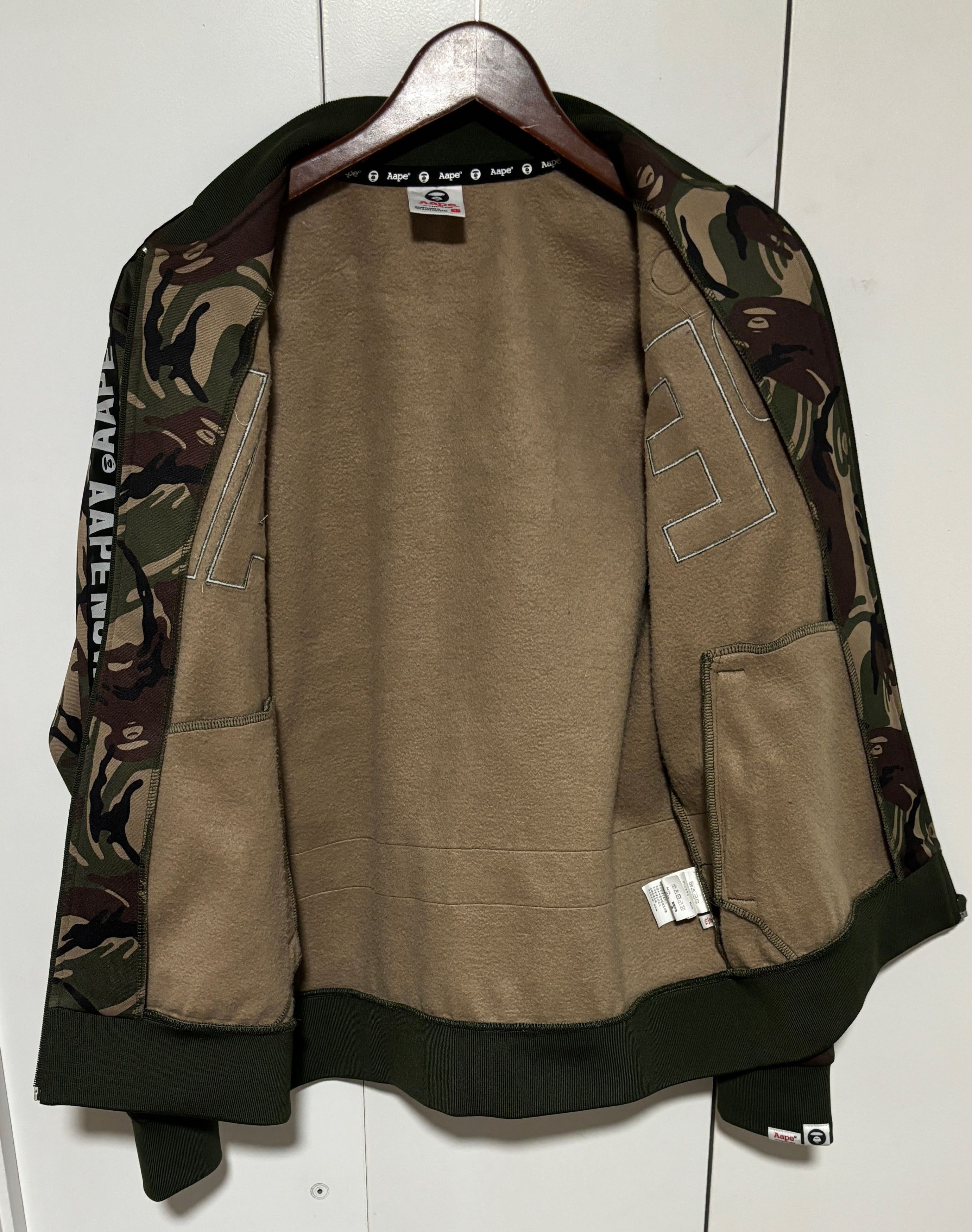 Aape AAPE Now by A Bathing Ape Camo Bomber Jacket - Medium Size US M / EU 48-50 / 2 - 15 Thumbnail
