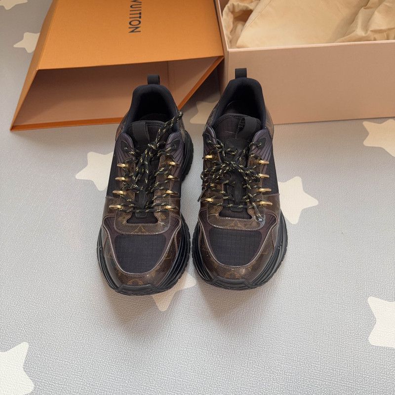 Louis Vuitton Louis Vuitton Run Away Casual Sneakers for Men - Size US 8 / EU 41 - 1 Thumbnail