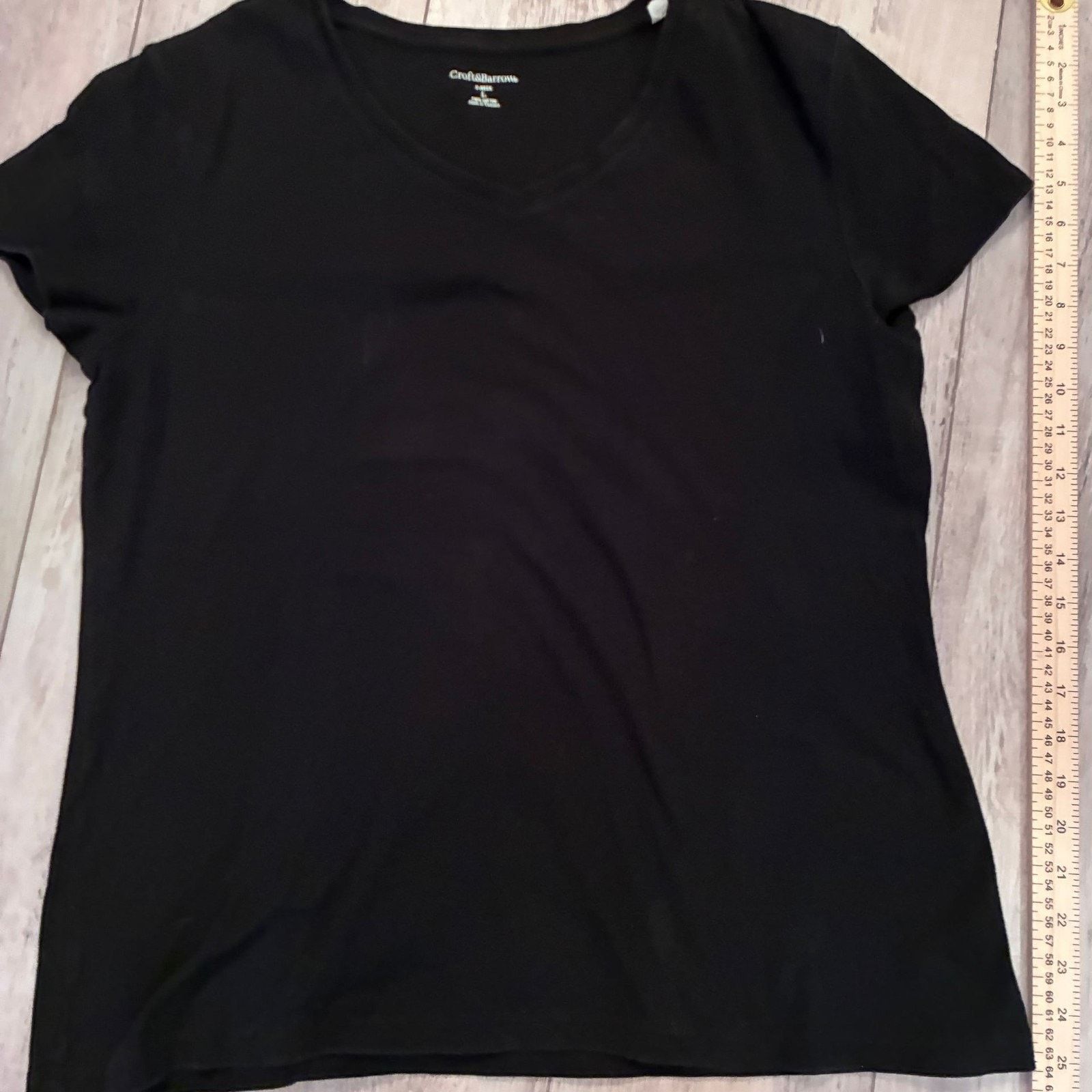 Croft & Barrow Croft & Barrow Essential V-Neck Short Sleeve Tee Size L / US 10 / IT 46 - 1 Thumbnail