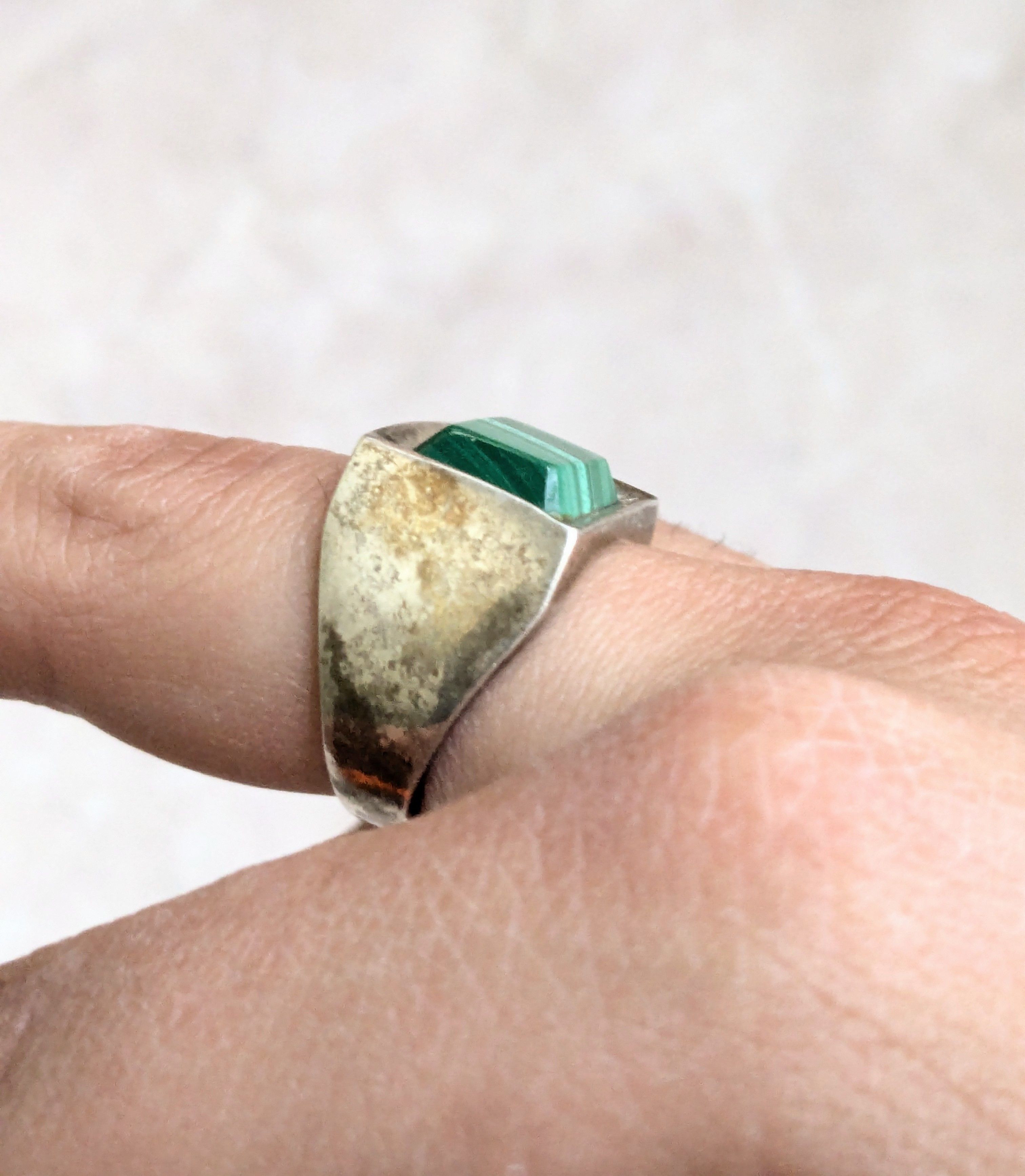 Sterling Silver Vintage Sterling Silver Ring Taxco Green Malachite 10.25 Size ONE SIZE - 11 Thumbnail