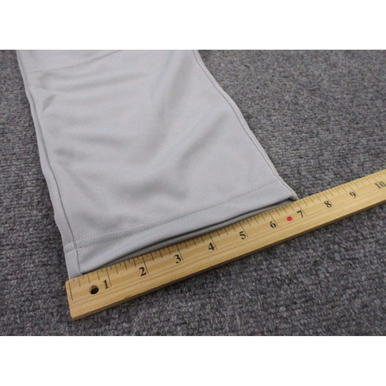 Under Armour Under Armour Pants Mens L Gray Performance Chino Stretch Tech Relaxed NEW Size US 34 / EU 50 - 5 Thumbnail