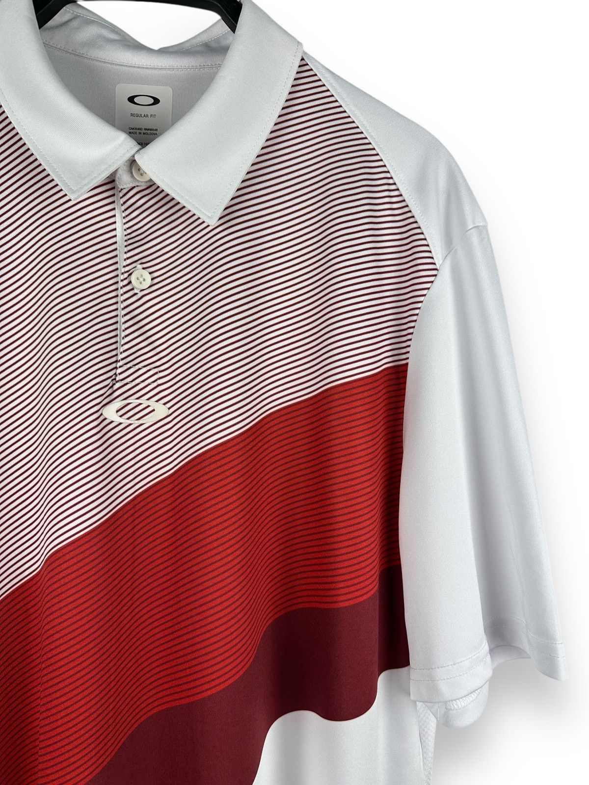 Oakley Oakley Center logo Polo T-Shirt Regular Fit Size US L / EU 52-54 / 3 - 3 Thumbnail