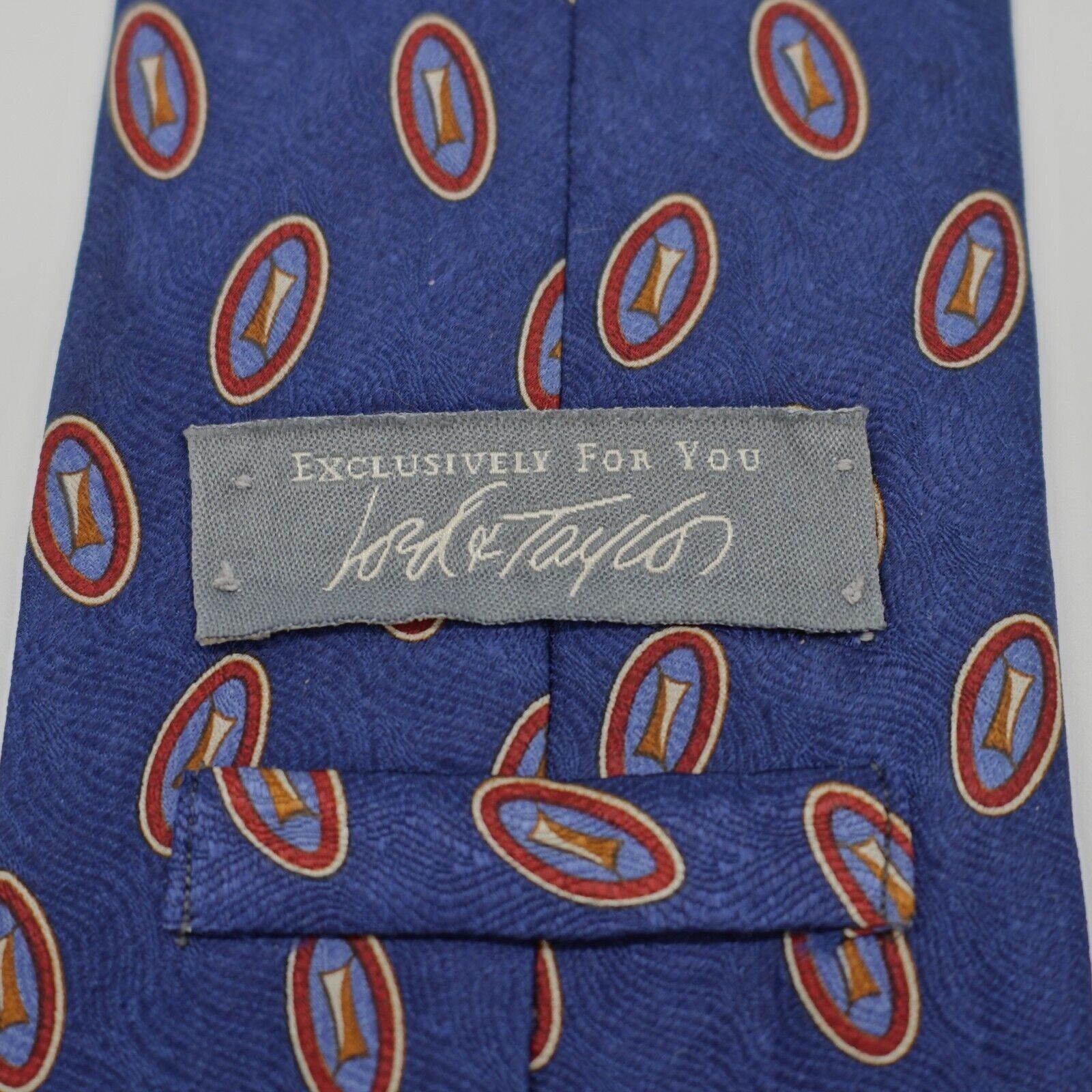 Lord & Taylor Lord & Taylor Blue Abstract Geometric Jacquard Print Short W Size ONE SIZE - 3 Thumbnail