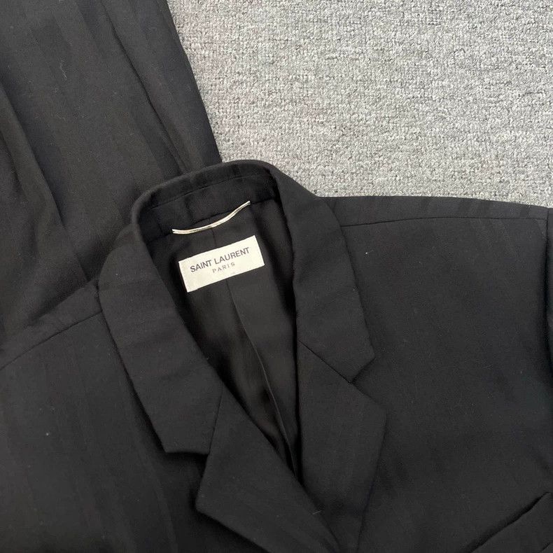 Yves Saint Laurent Saint Laurent Dark stripe suit 2501-Nextarrow Size 48R - 4 Thumbnail