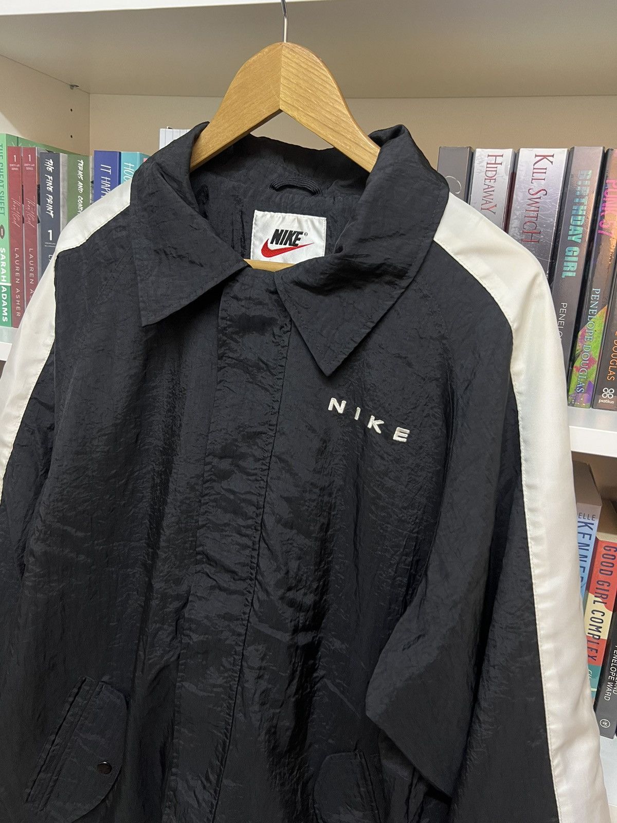 Nike Vintage NIKE BLOCK Swoosh Logo Windbreaker Size US M / EU 48-50 / 2 - 3 Thumbnail