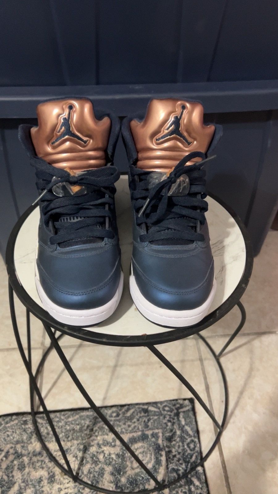 Nike Retro Jordan Bronze 5 Size US 6 / EU 39 - 2 Thumbnail