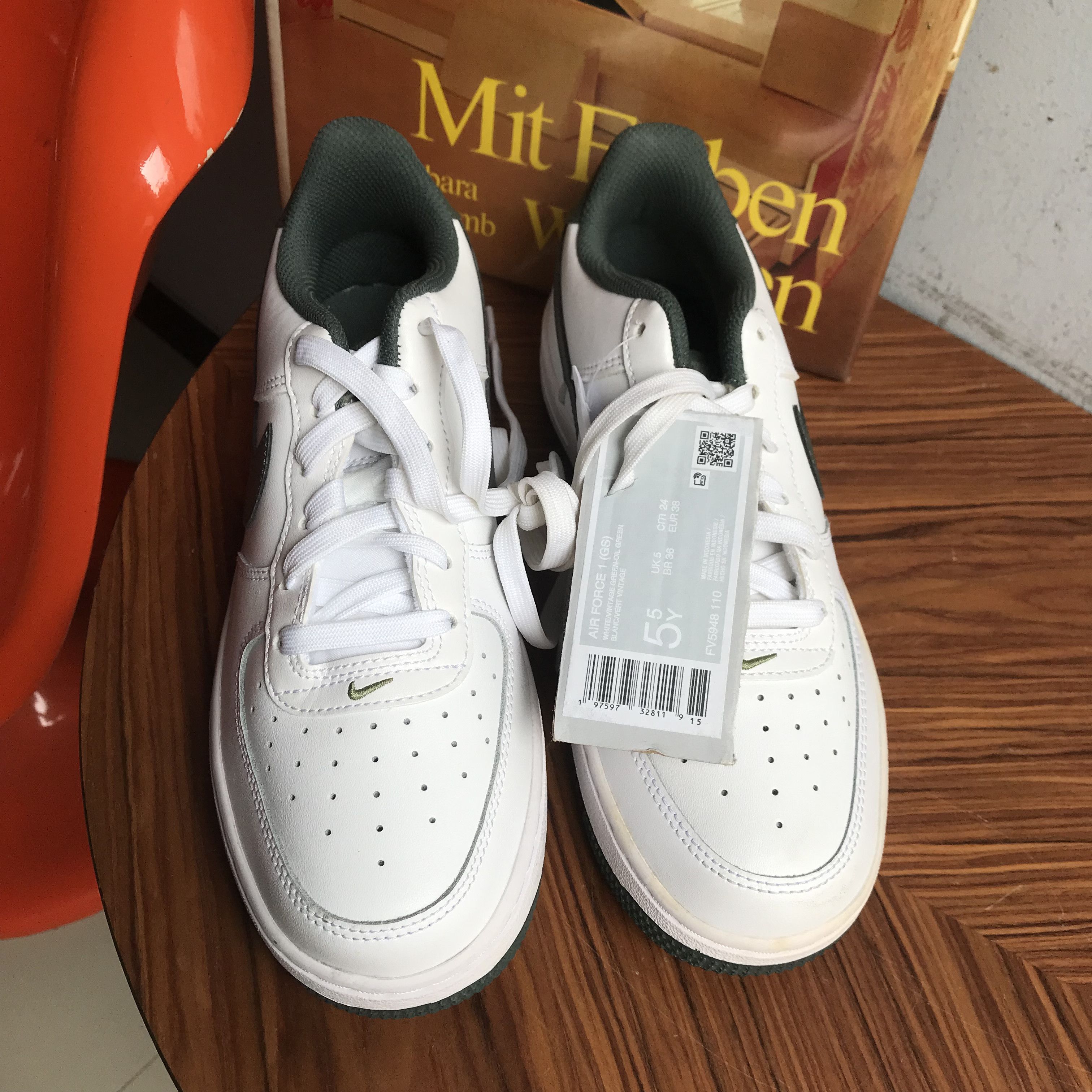 Nike Nike Air Force 1 Green Union Size 5uk 38 eur 24 Size US 5.5 / EU 38 - 8 Thumbnail