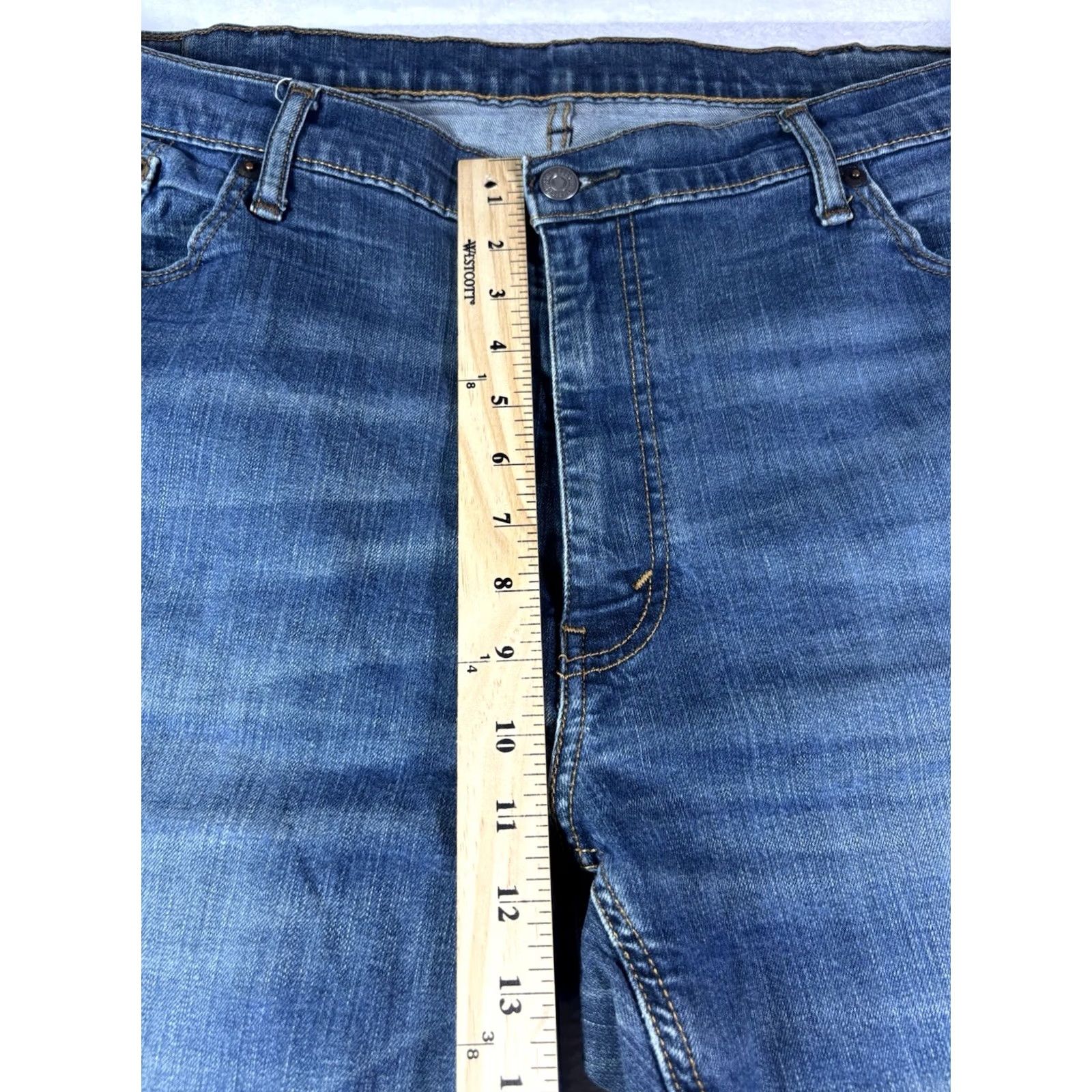 Levi's Item Specifications: Closure: Zip, Button-down Size US 30 / EU 46 - 3 Thumbnail