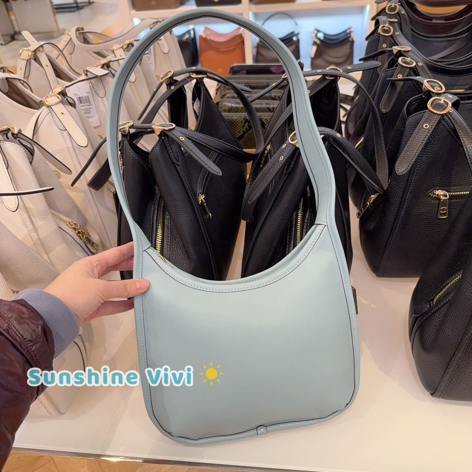 Coach NWT Coach Curve Zip Shoulder Bag CAF11 LIGHT BLUE Size ONE SIZE - 1 Thumbnail