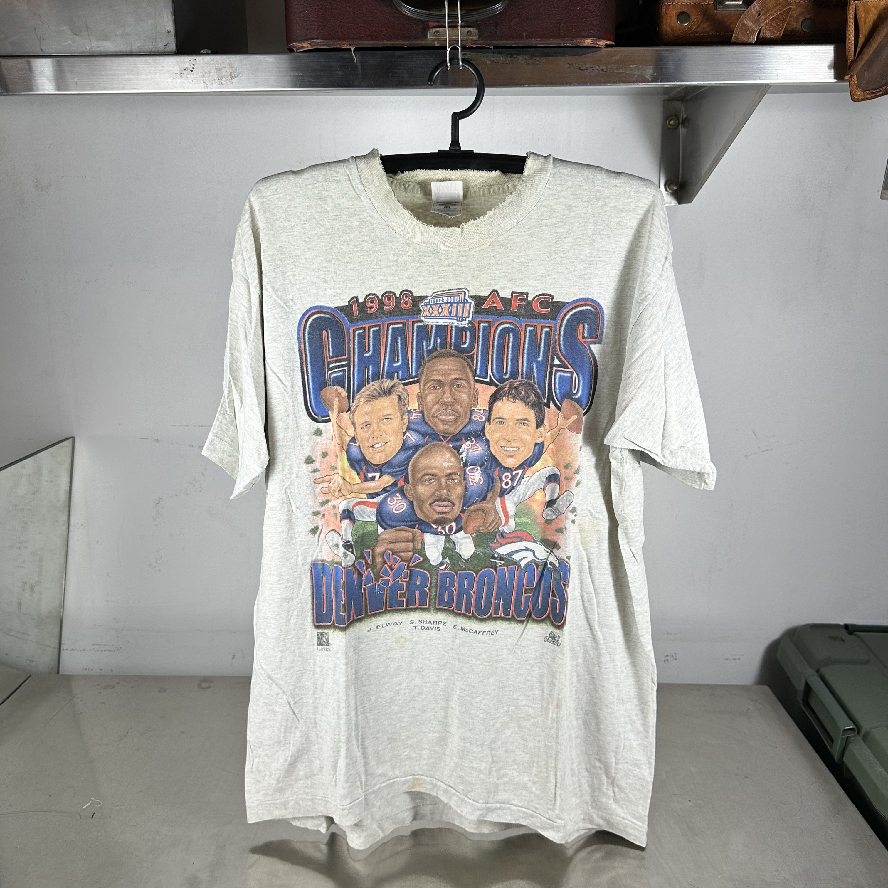 Vintage Vintage 1998 Denver Broncos NFL AFC Champions Caricature Tee Size US XL / EU 56 / 4 - 1 Thumbnail