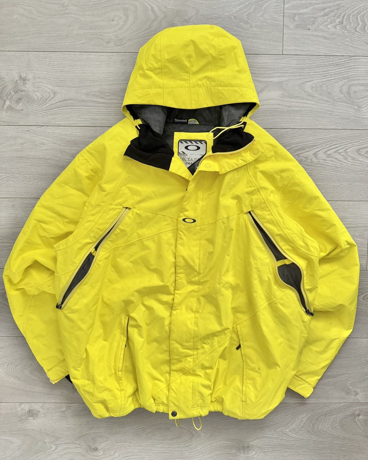 Oakley FW2008 Thinsulate Waterproof Magnetic Flap Technical Jacket Size US XXL / EU 58 / 5 - 1 Thumbnail