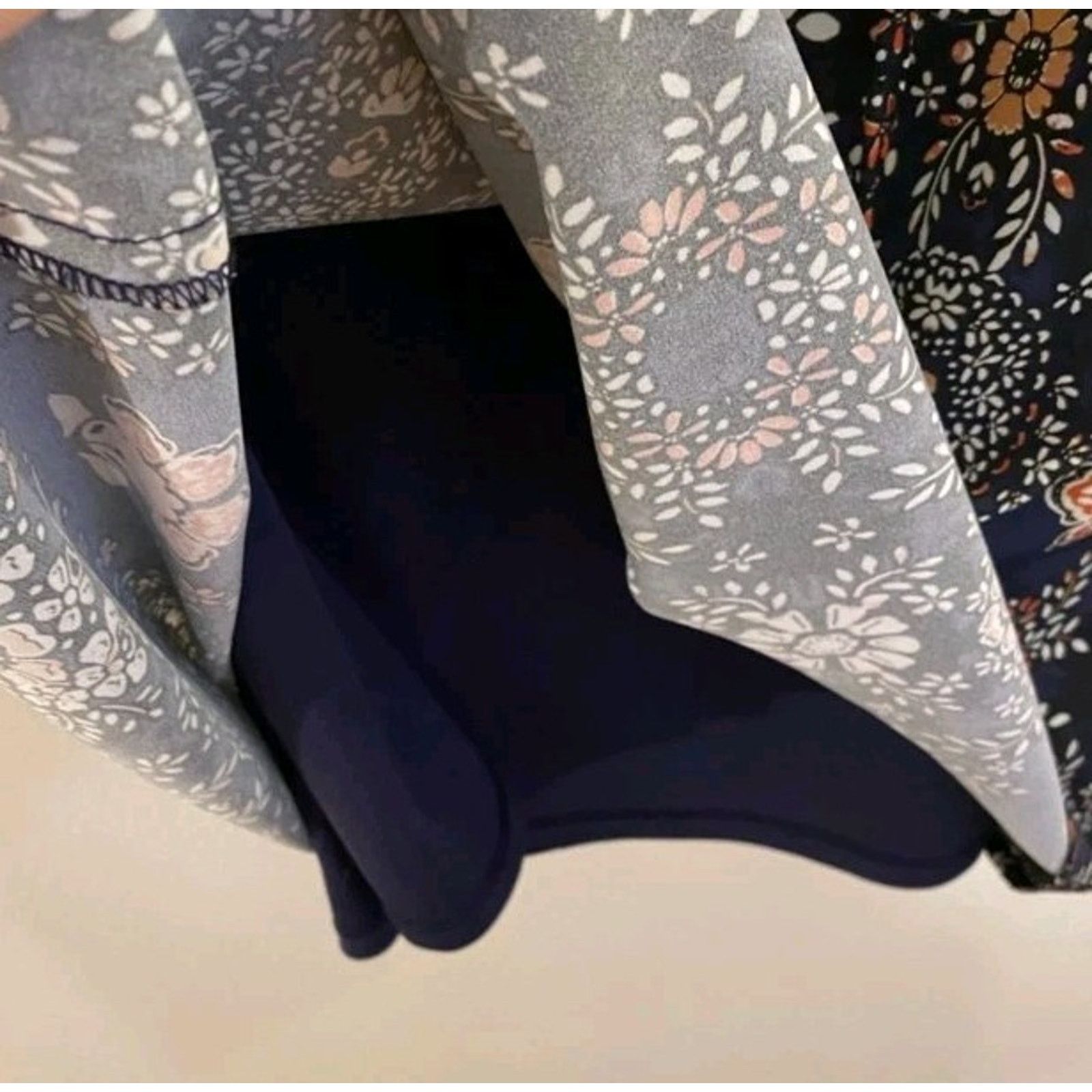 Jessica Simpson Jessica Simpson Dress XS 2-4 Floral Shift 3/4 Bell Sleeve Size XS / US 0-2 / IT 36-38 - 6 Thumbnail