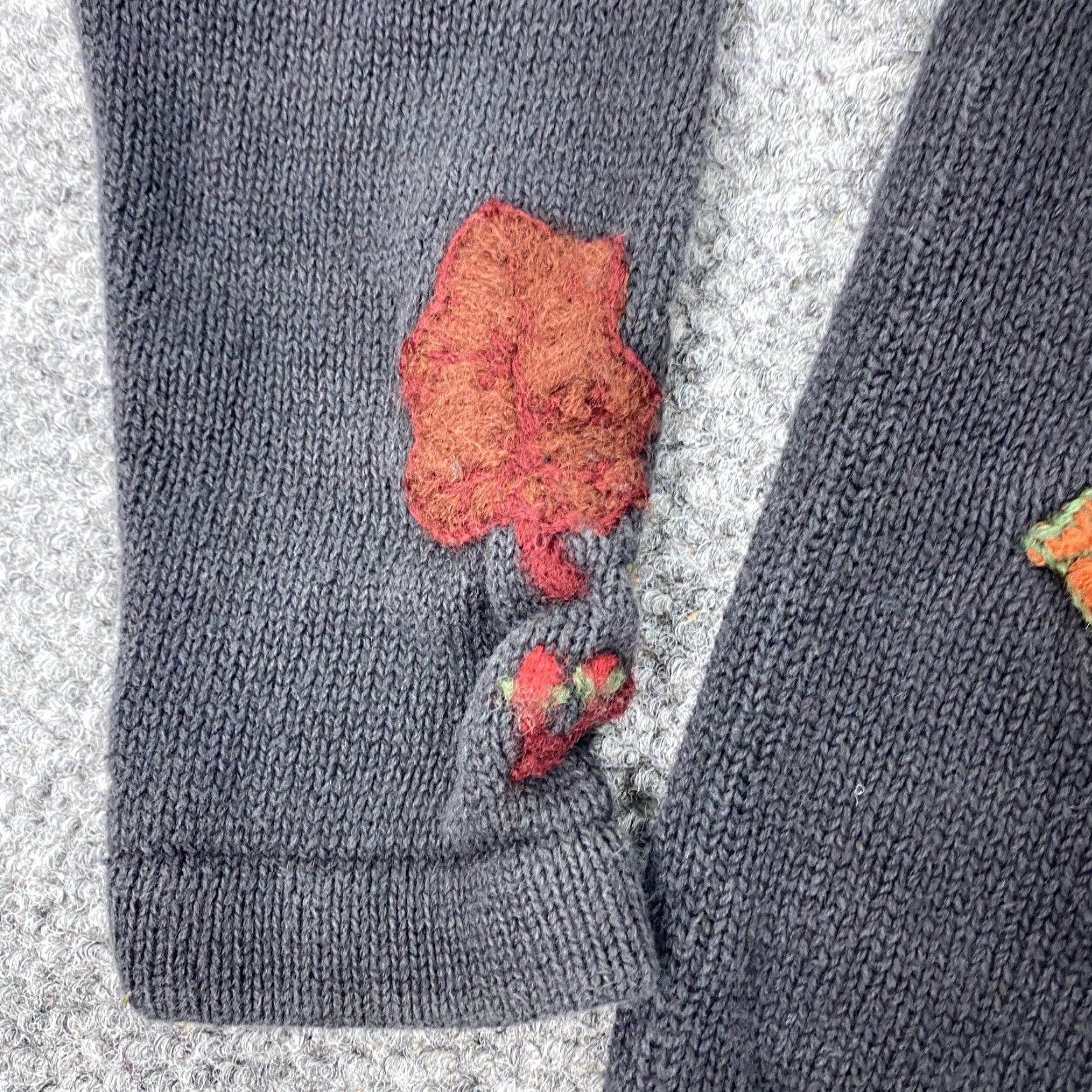 Vintage VINTAGE Bobbie Brooks Cardigan Sweater Womens Medium Gray Embroidered Autumn Leaves 55% Ramie, 45% Cotton Mens? Size M / US 6-8 / IT 42-44 - 6 Thumbnail