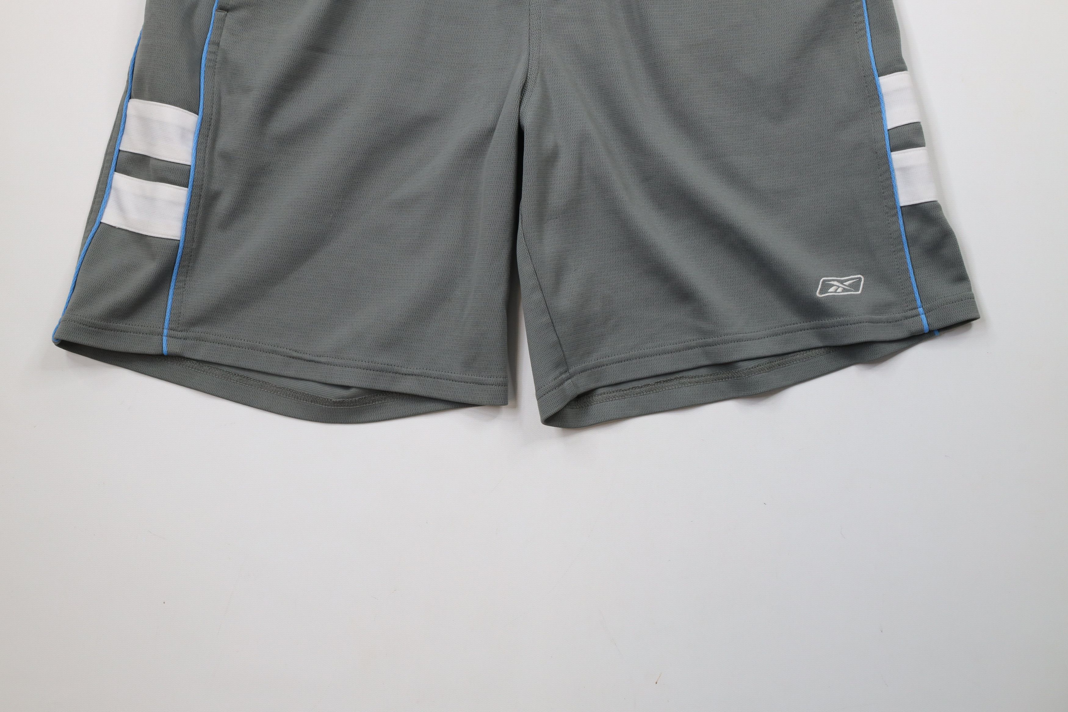 Reebok × Vintage Vintage 90s Reebok Block Classic Logo Above Knee Shorts Gray Size US 36 / EU 52 - 4 Thumbnail