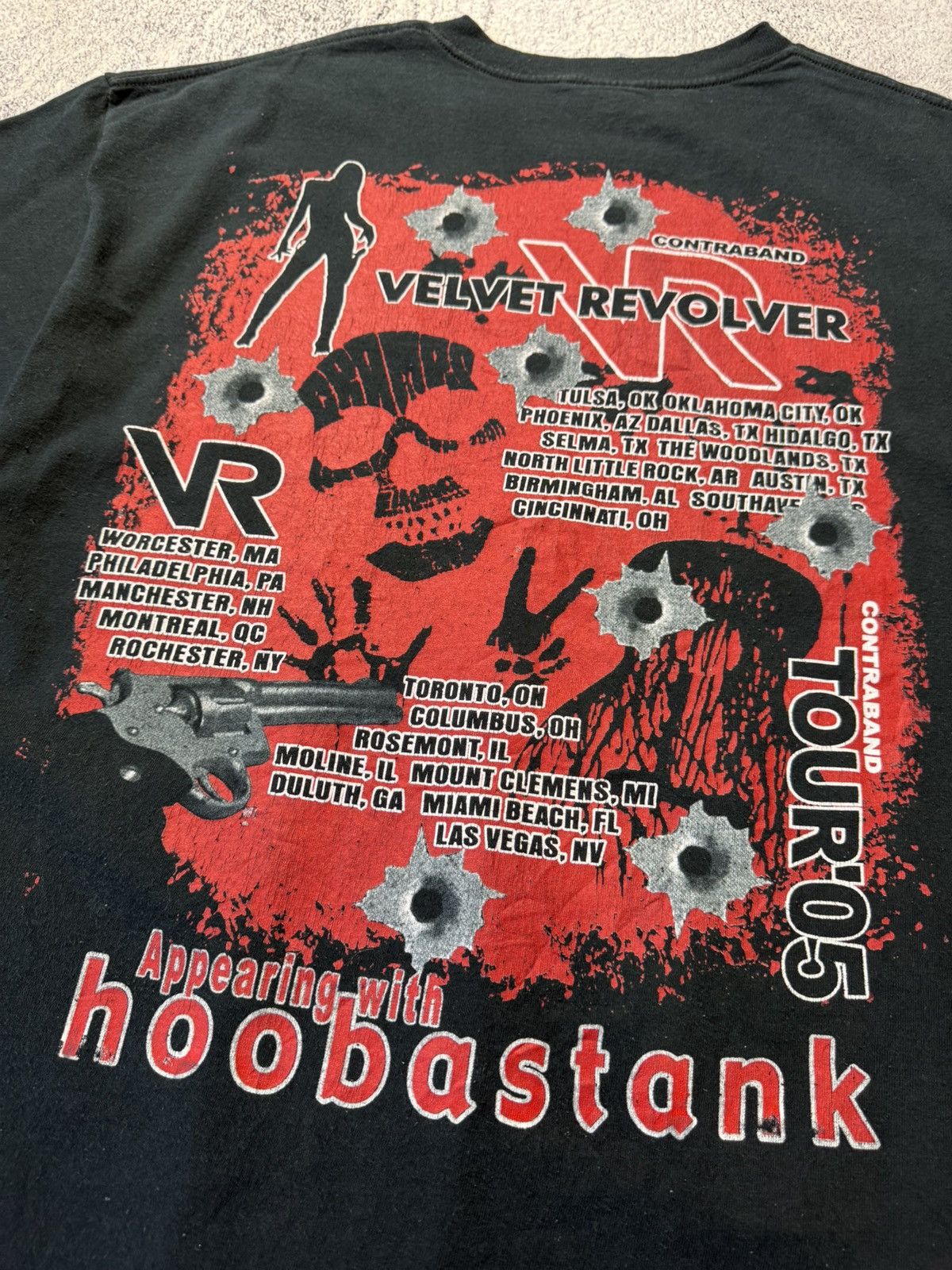 Band Tees Vintage Contraband Velvet Revolver Tour’05 T Shirt Size US XL / EU 56 / 4 - 24 Thumbnail