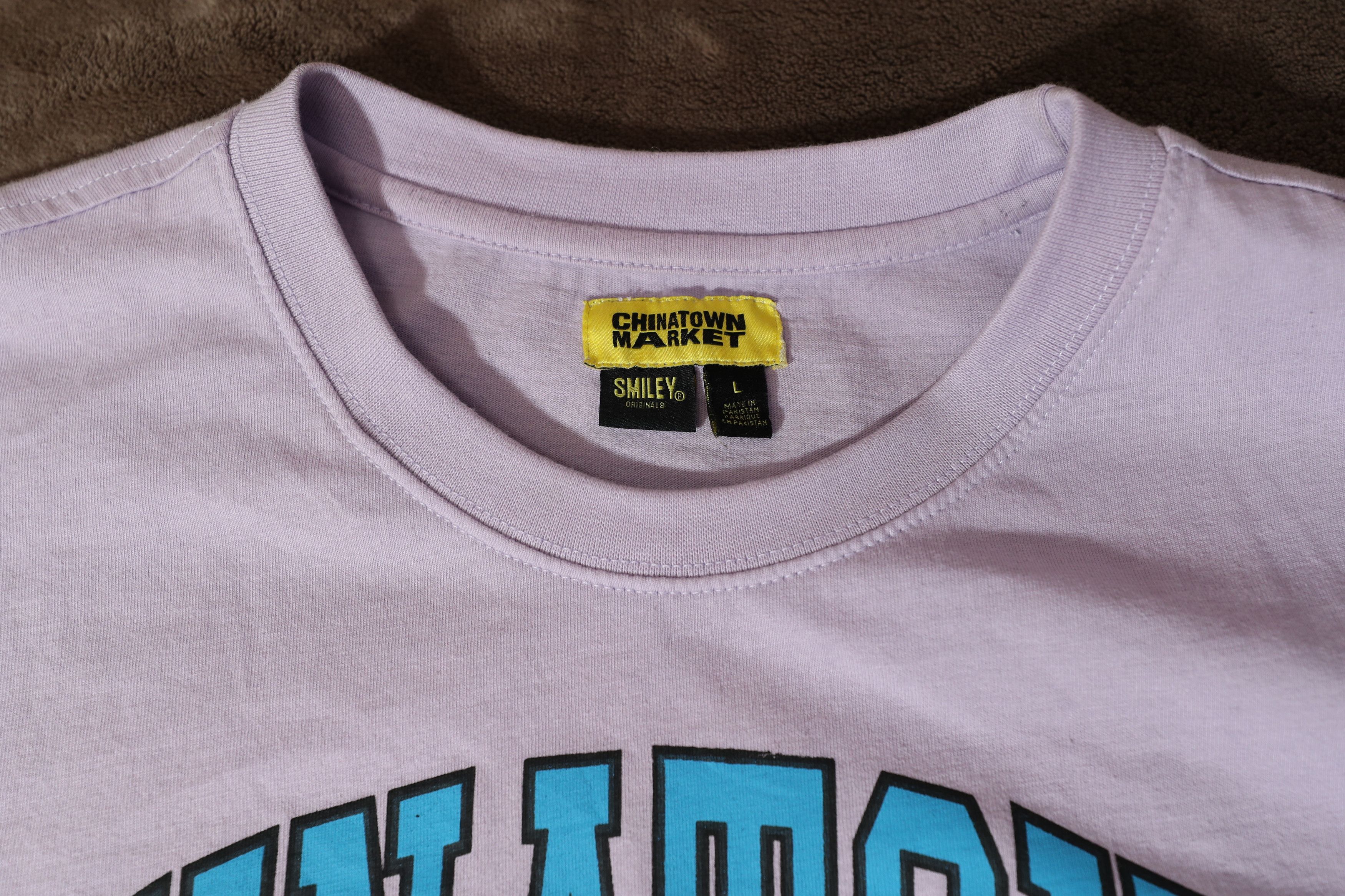 Other Chinatown Market x Smiley Nature Finds a Way Tee (L) Size US L / EU 52-54 / 3 - 9 Thumbnail