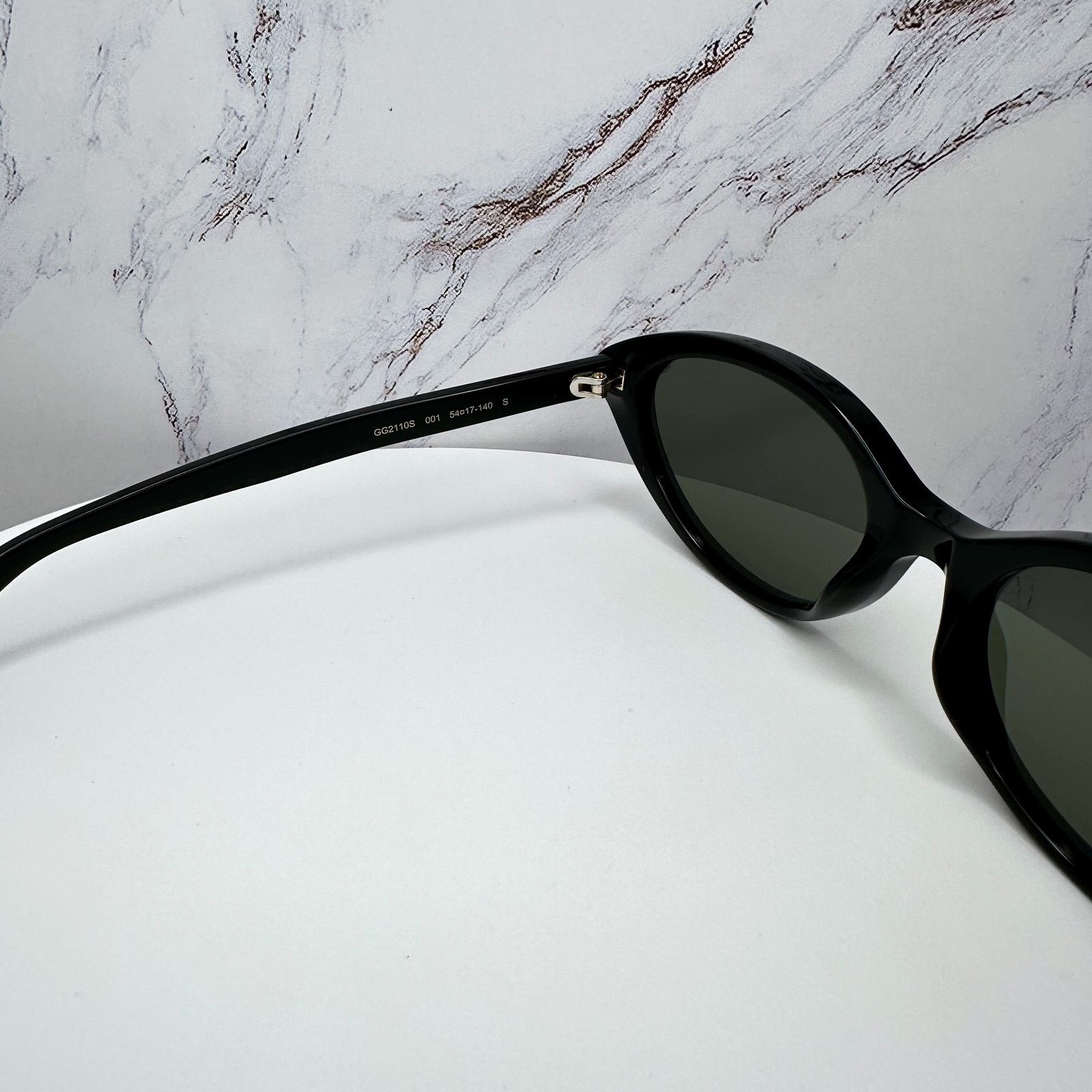 Gucci New GUCCI Sunglasses Black Cat Eye Gold Metal GG Logo Size ONE SIZE - 8 Thumbnail