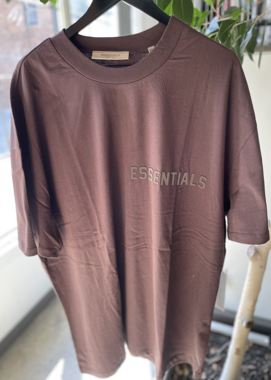 Fear of God Fear of God Essentials SS Tee Plum Size US XXL / EU 58 / 5 - 3 Thumbnail