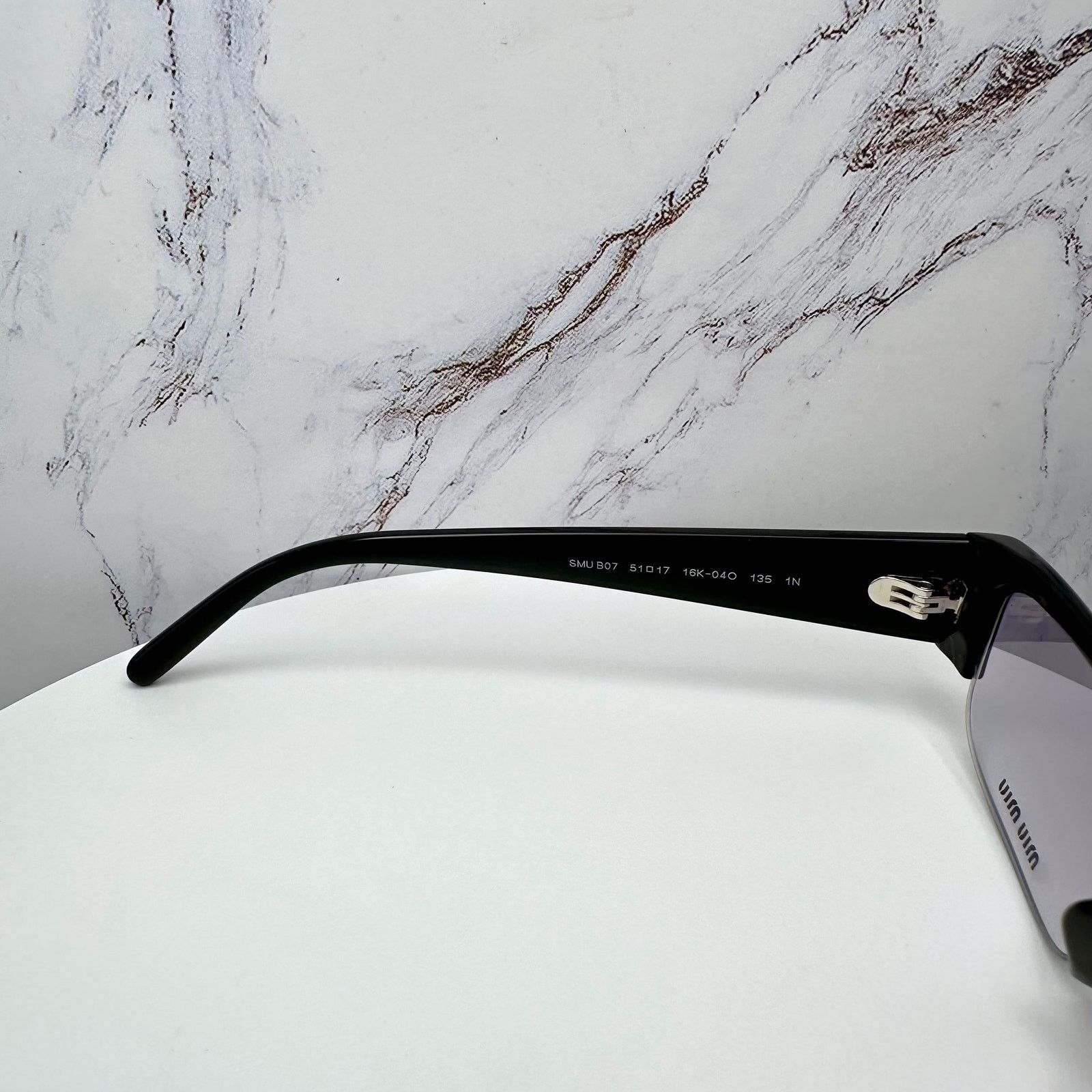 Miu Miu New MIU MIU Vedette Sunglasses Seen on Kylie Jenner MU B07S Size ONE SIZE - 9 Thumbnail