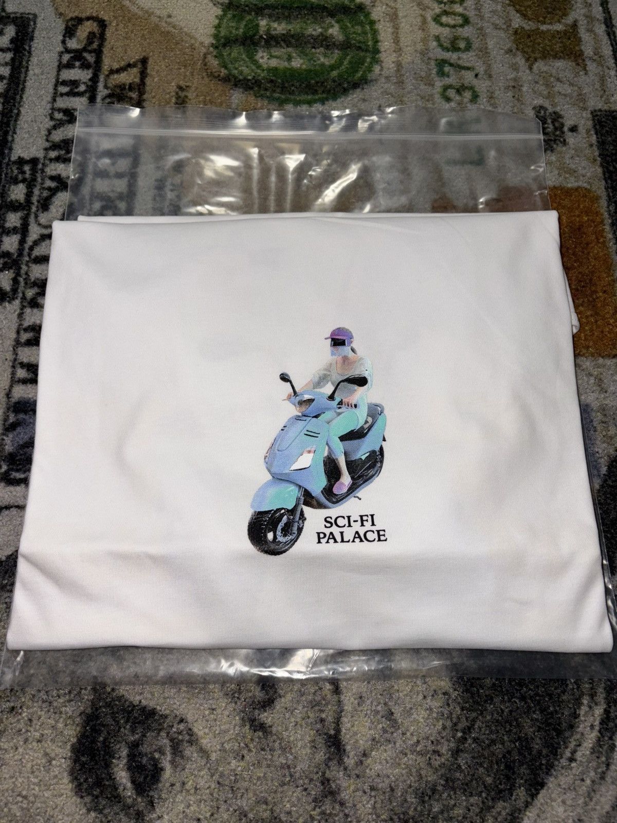 Palace × Sci-Fi Fantasy Palace x Sci-Fi Fantasy Email T-Shirt Size US XXL / EU 58 / 5 - 2 Thumbnail