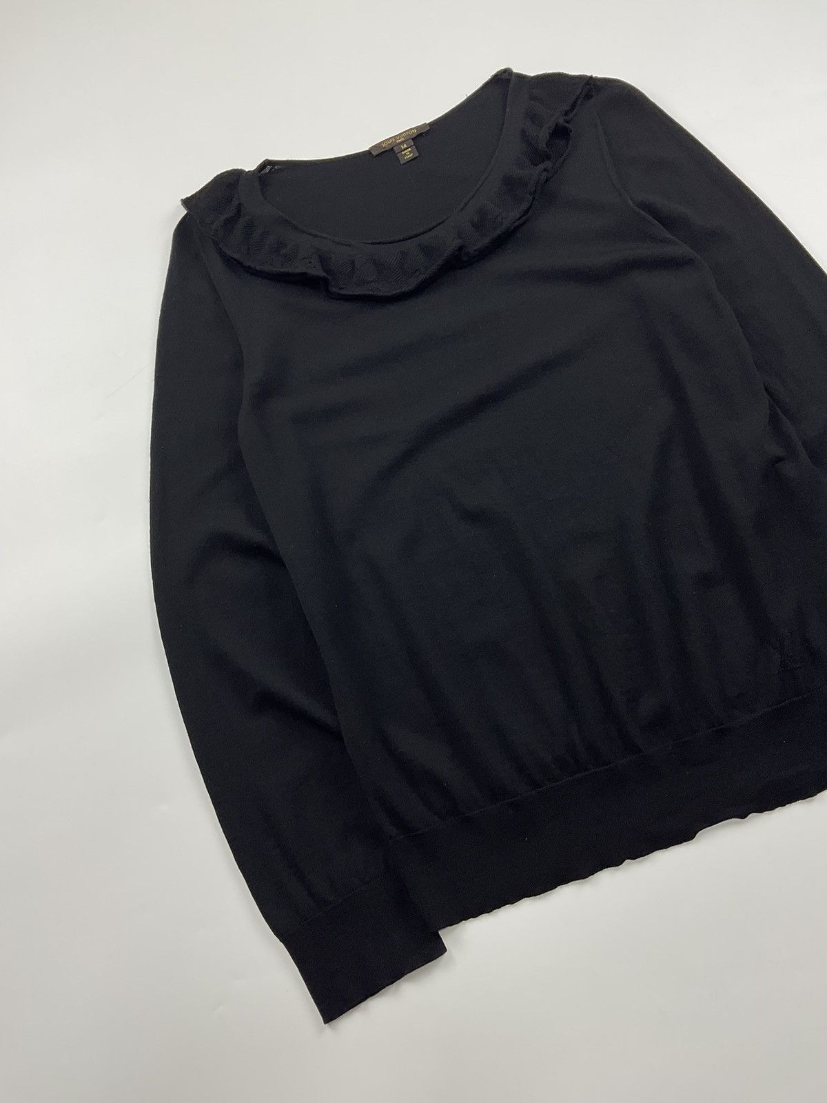 Louis Vuitton Louis Vuitton 2007 Wool Sweater Size M / US 6-8 / IT 42-44 - 2 Thumbnail