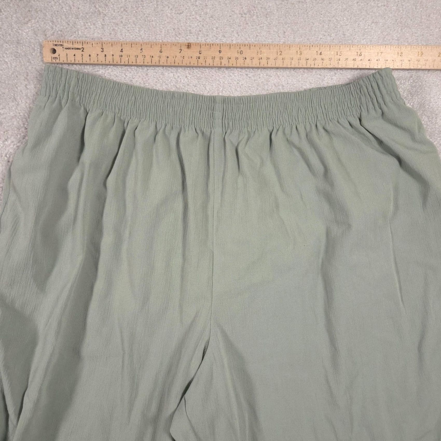 Vintage Alfred Dunner Dress Pants Womens 24W Green Crepe Pull On Elastic Waist Slacks Size 42" / US 20 - 6 Thumbnail