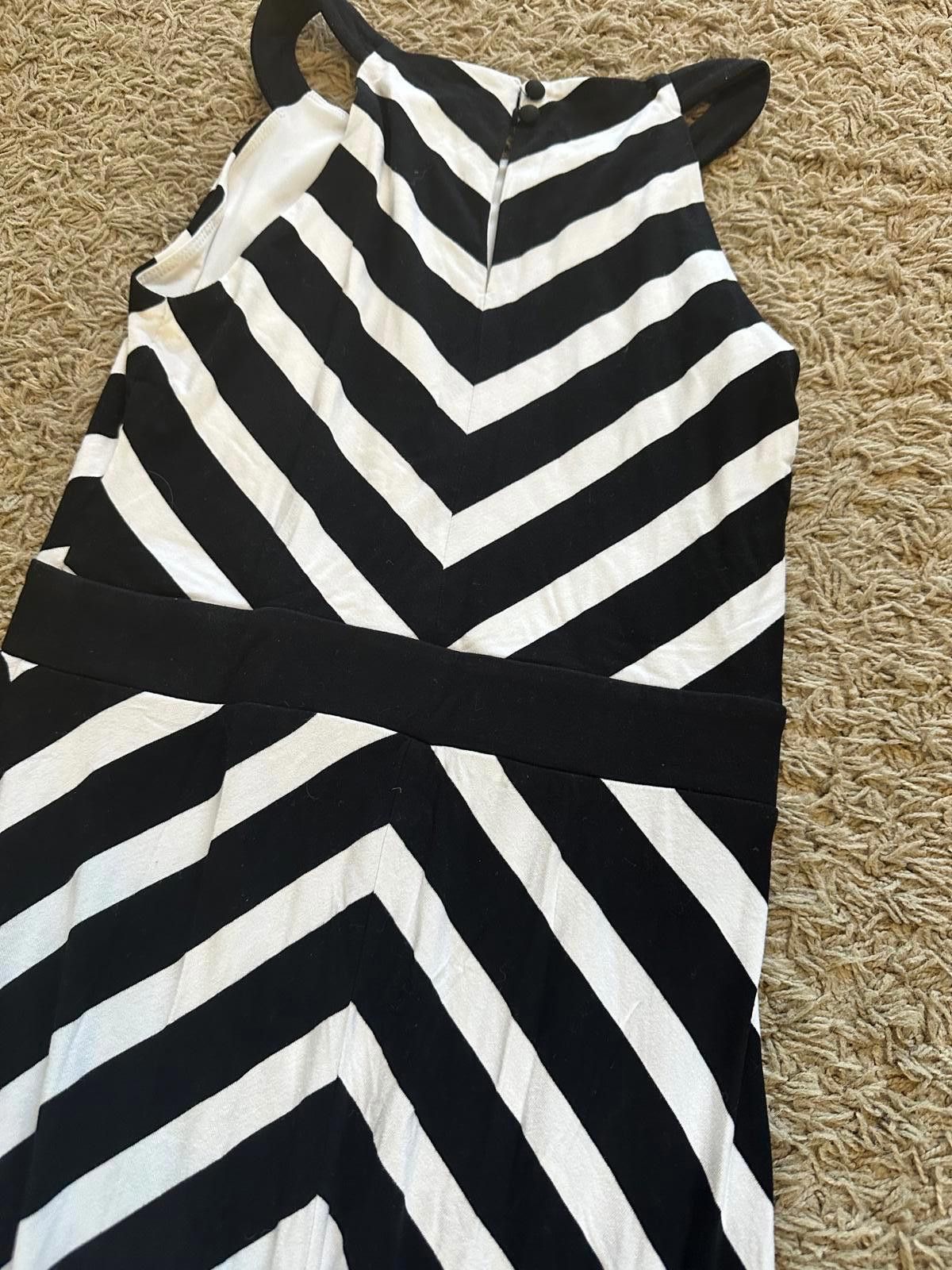 Designer Chic Black & White Striped Maxi Dress Size ONE SIZE - 4 Thumbnail