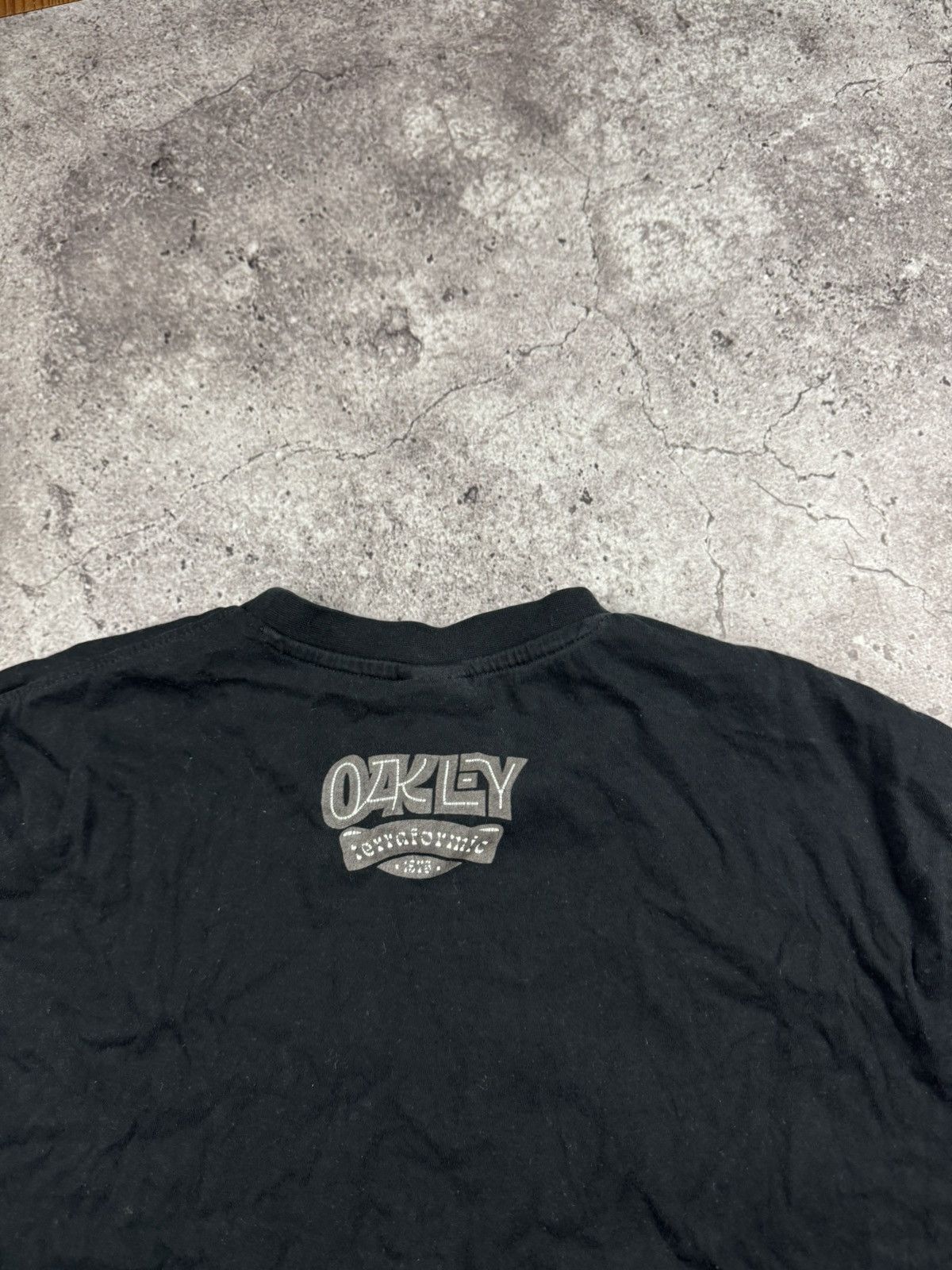 Oakley Crazy Vintage Oakley Y2K T-shirt Outdoor mount Big Logo Size US L / EU 52-54 / 3 - 5 Thumbnail