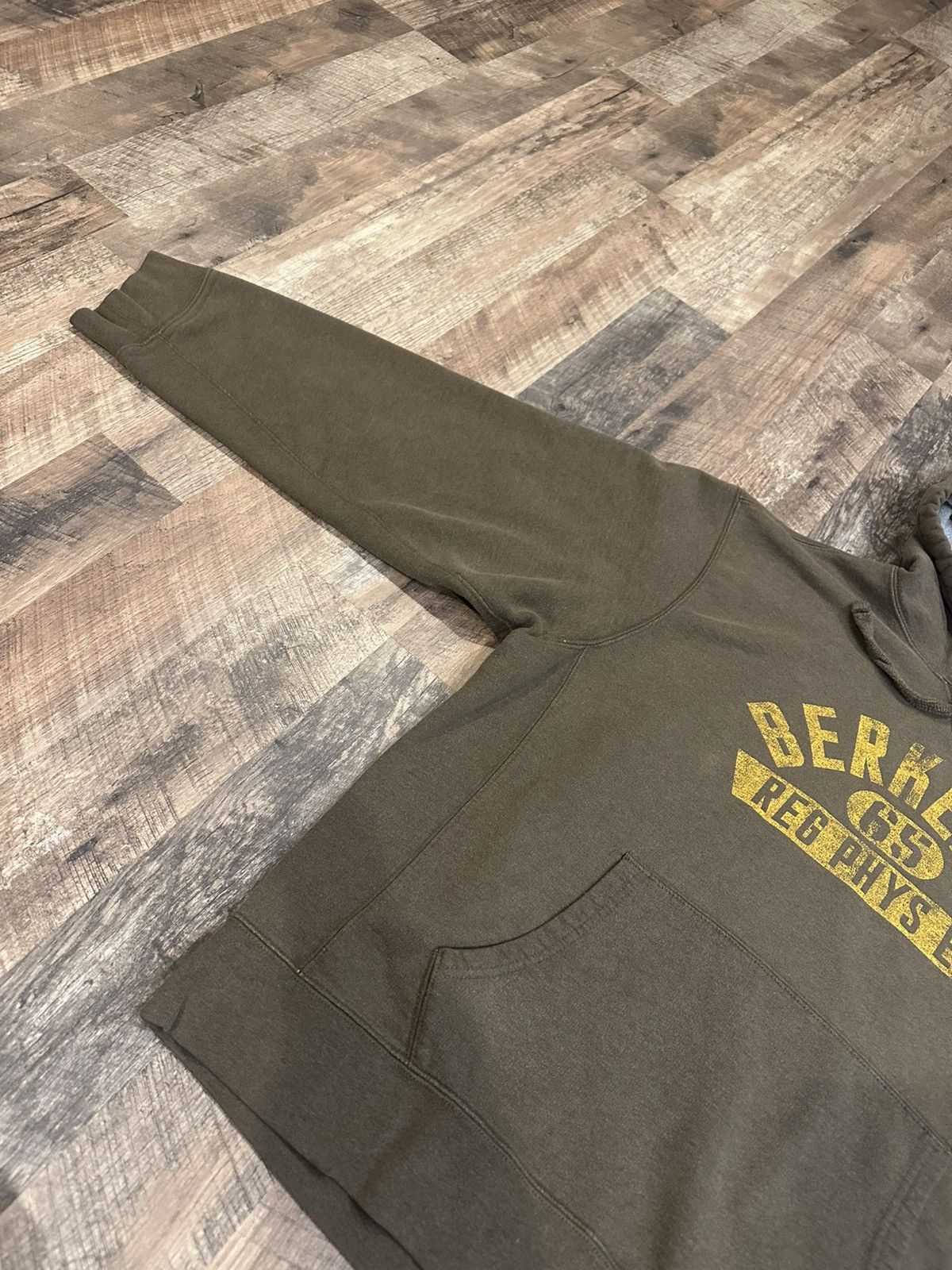 Old Navy Vintage Early Y2K Old Navy Berkeley Phys Ed Hoodie Pullover Size US XL / EU 56 / 4 - 4 Thumbnail