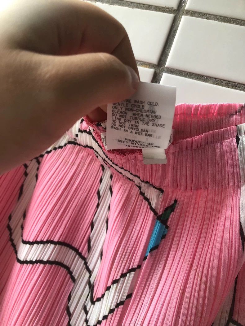 Issey Miyake issey miyake size:2 Pink wave pants Size 42" / US 20 - 3 Thumbnail