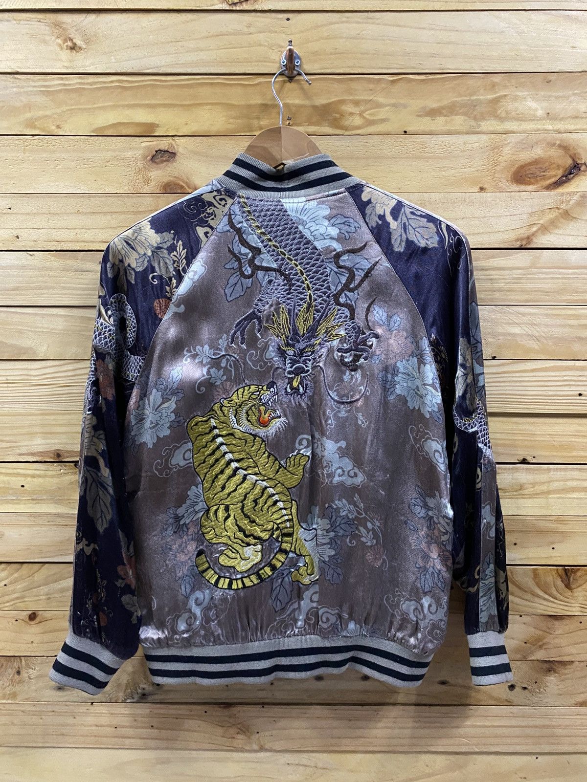 Zara ZARA WOMAN limited edition sukajan jacket Size M / US 6-8 / IT 42-44 - 2 Thumbnail