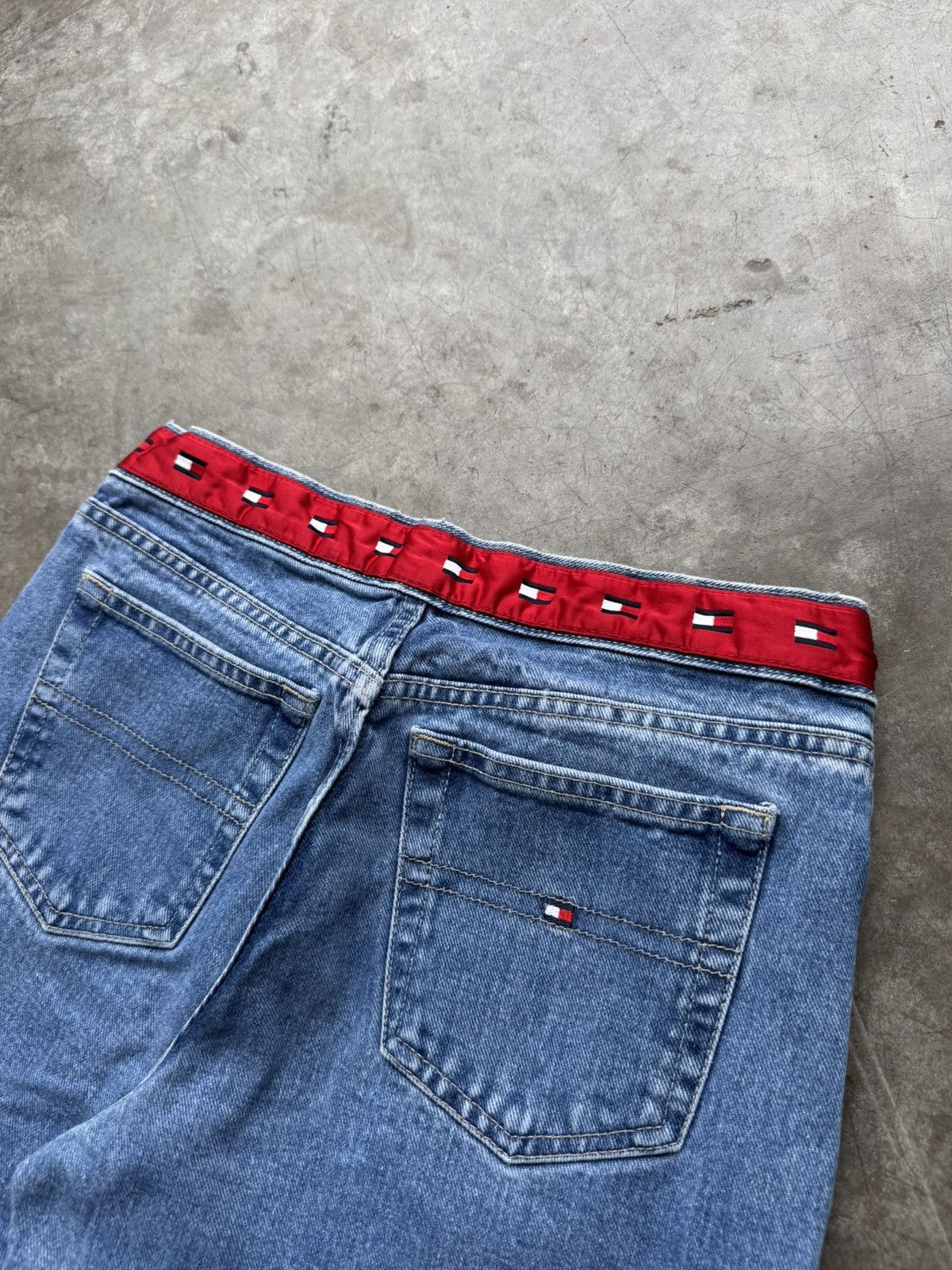 Tommy Hilfiger × Vintage Vintage 90’s/Y2K Tommy Hilfiger Embroidered Denim Size US 28 / EU 44 - 3 Thumbnail