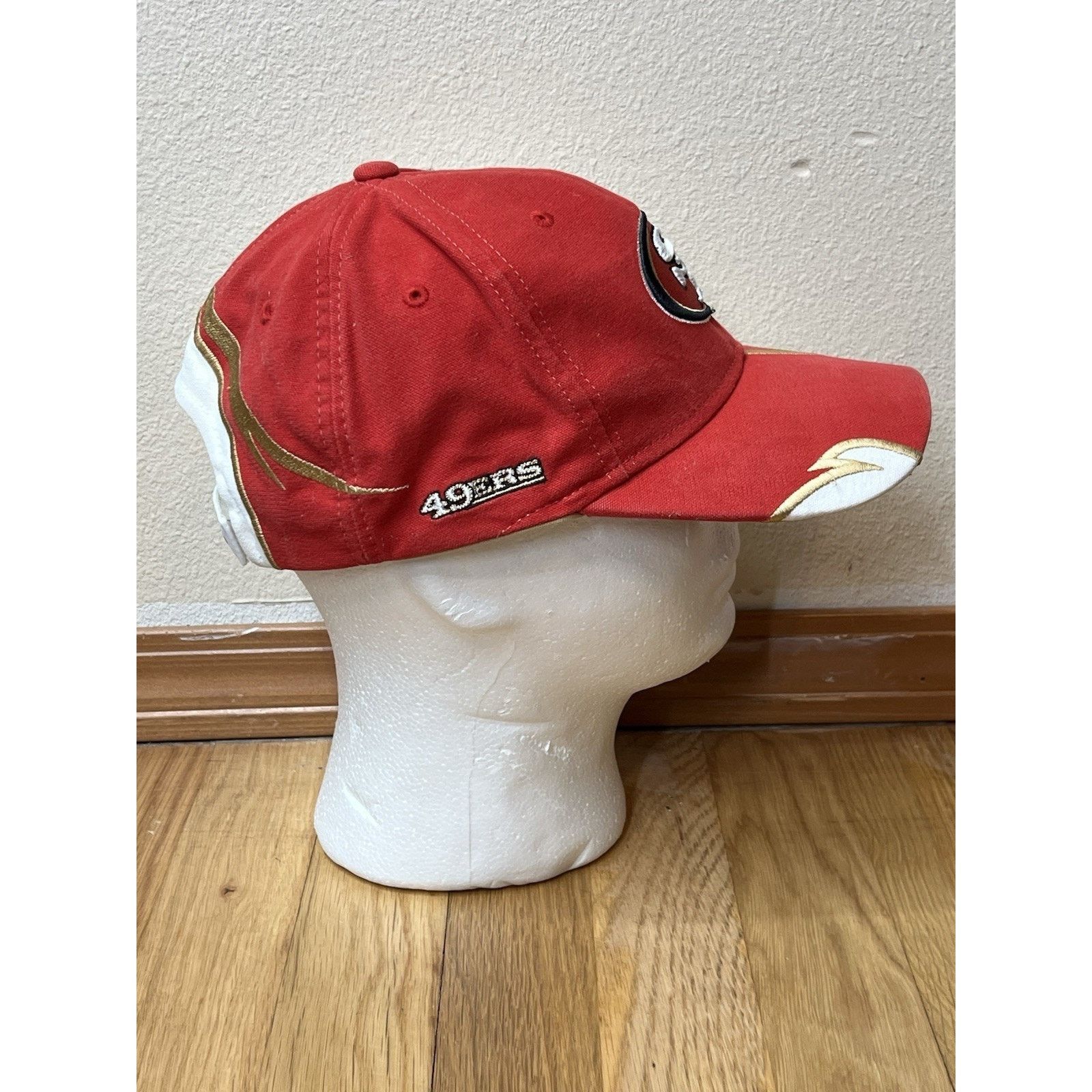 Reebok Reebok San Francisco 49ers Football Adjustable Strap Red Hat Size ONE SIZE - 2 Thumbnail