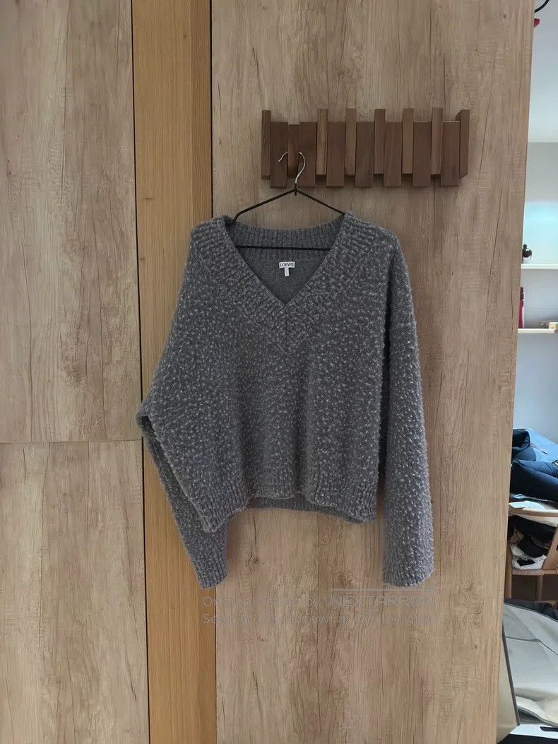 Loewe Loewe Gray V-Neck Sweater, 55% Wool / 45% Nylon Fabric Size M / US 6-8 / IT 42-44 - 4 Thumbnail