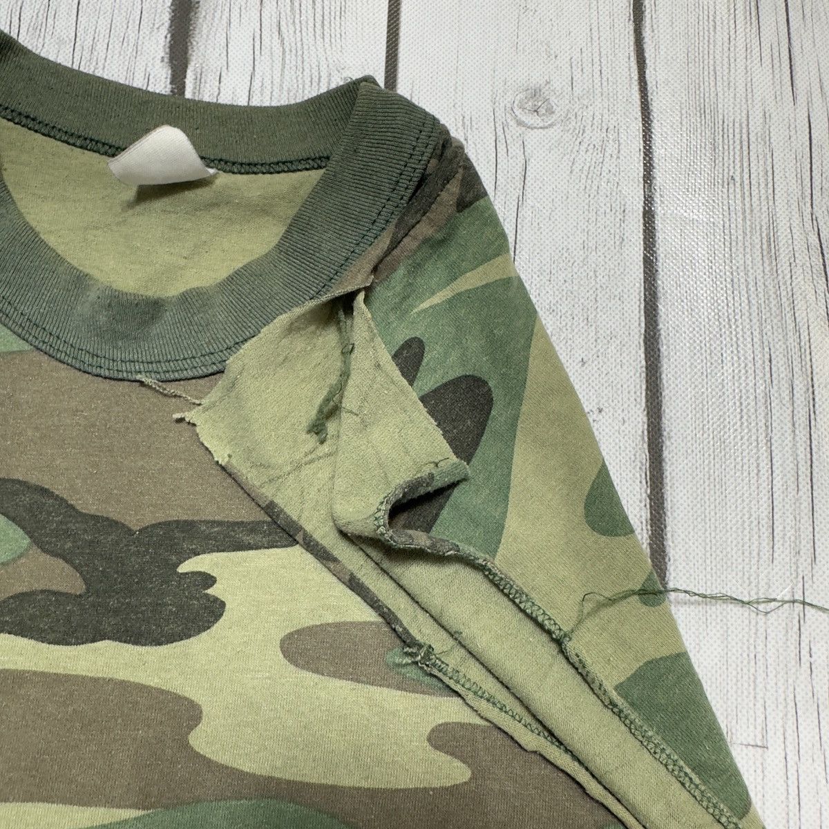 Vintage Vintage camo tank top Size US L / EU 52-54 / 3 - 3 Thumbnail