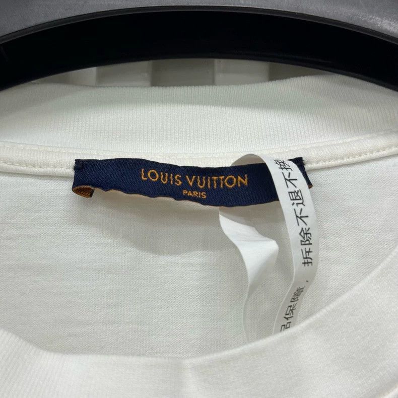 Louis Vuitton Louis Vuitton x NBA White Logo Short Sleeve T -2505 Size US XL / EU 56 / 4 - 4 Thumbnail