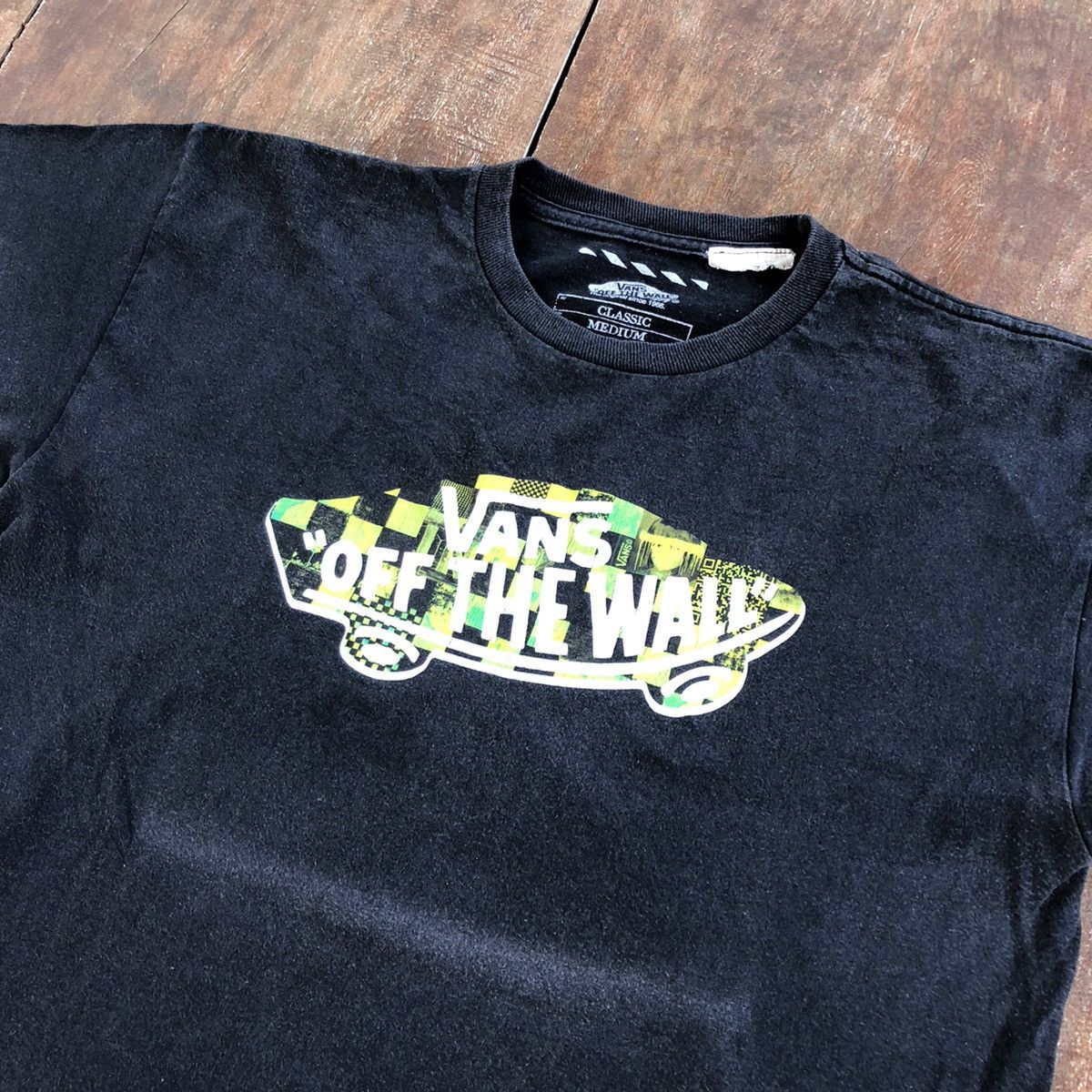 Vans Vintage Thrashed Faded Vans Of The Wall Rare Shirt Size US M / EU 48-50 / 2 - 1 Thumbnail