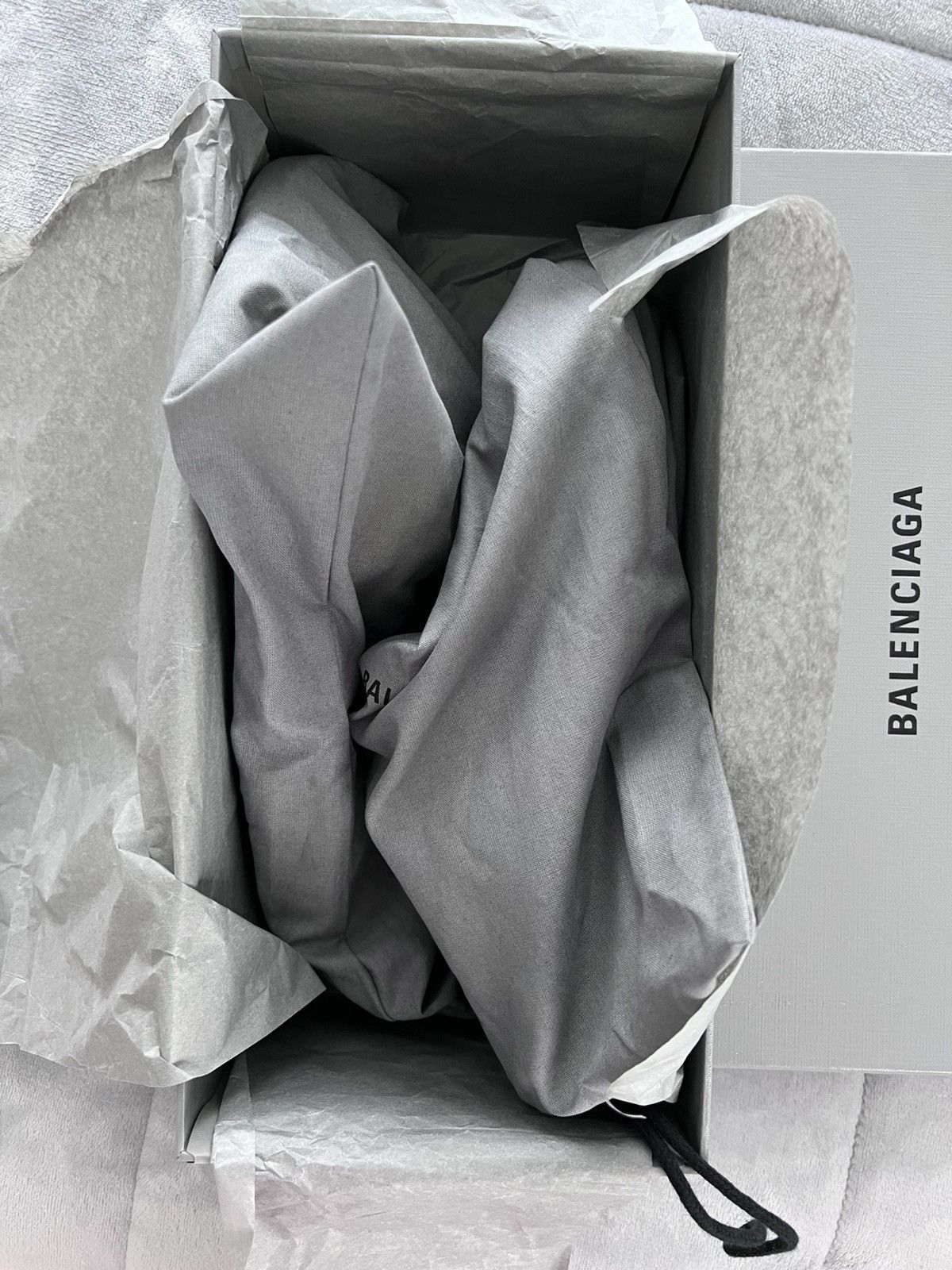 Balenciaga Balenciaga Neon Yellow Slides EU 42 NIB Size US 9 / EU 42 - 4 Thumbnail