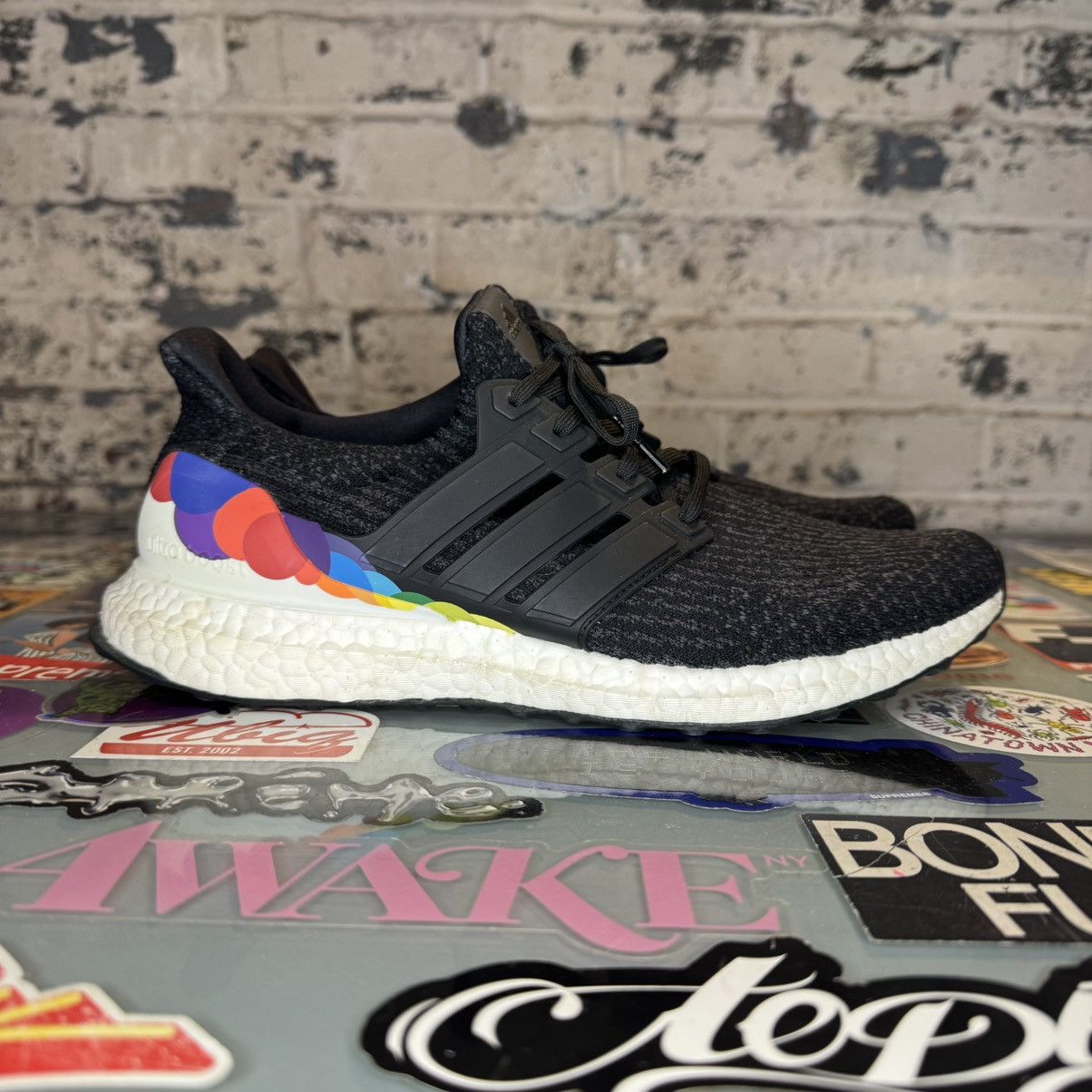 Adidas Adidas Ultra Boost 3.0 LGBT Pride Black Sz 9.5 Used Size US 9.5 / EU 42-43 - 3 Thumbnail