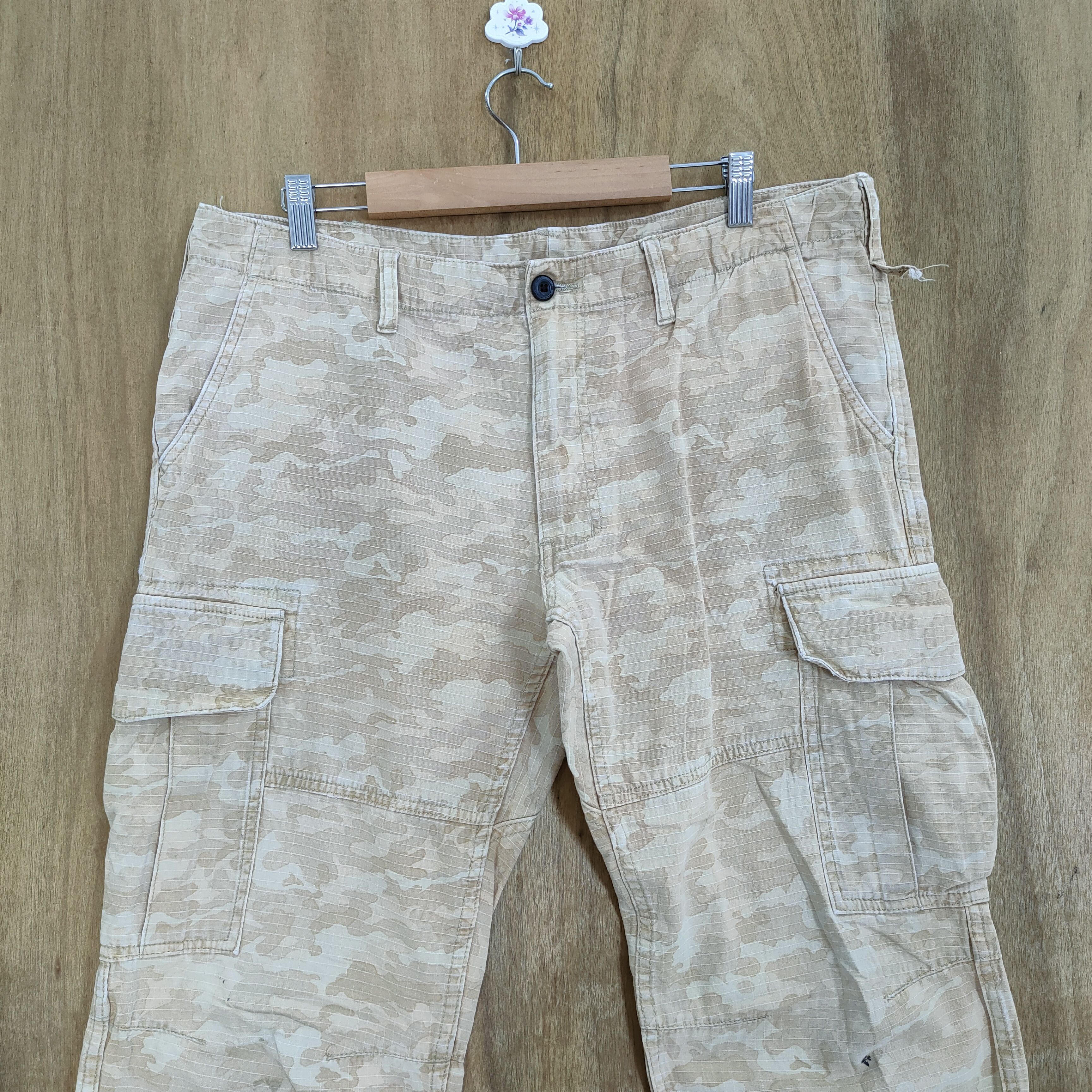 Japanese Brand VINTAGE JAPANESE CAMO FADED CARGO PANTS Size US 34 / EU 50 - 2 Thumbnail