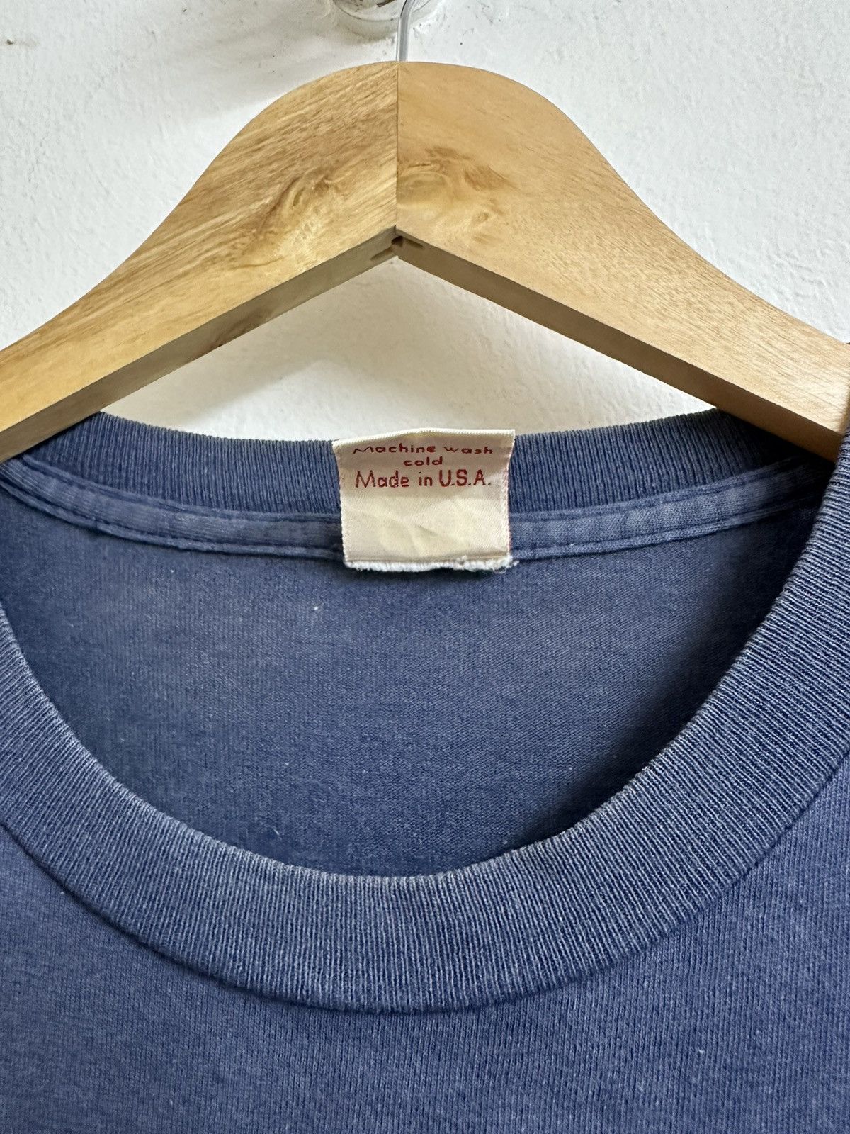 Vintage Vintage 90's Red Ink Tobin Yelland Faded Tees Size US S / EU 44-46 / 1 - 8 Thumbnail