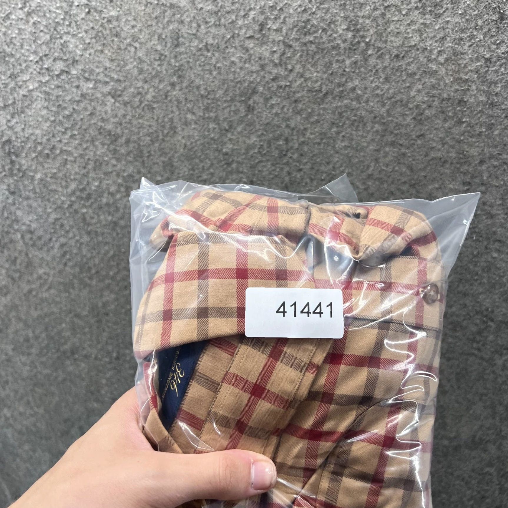 Brooks Brothers Brooks Brothers Dress Shirt Mens Small Beige Plaid Non Iron 346 Button-Down Short Sleeve? Size 36R - 8 Thumbnail