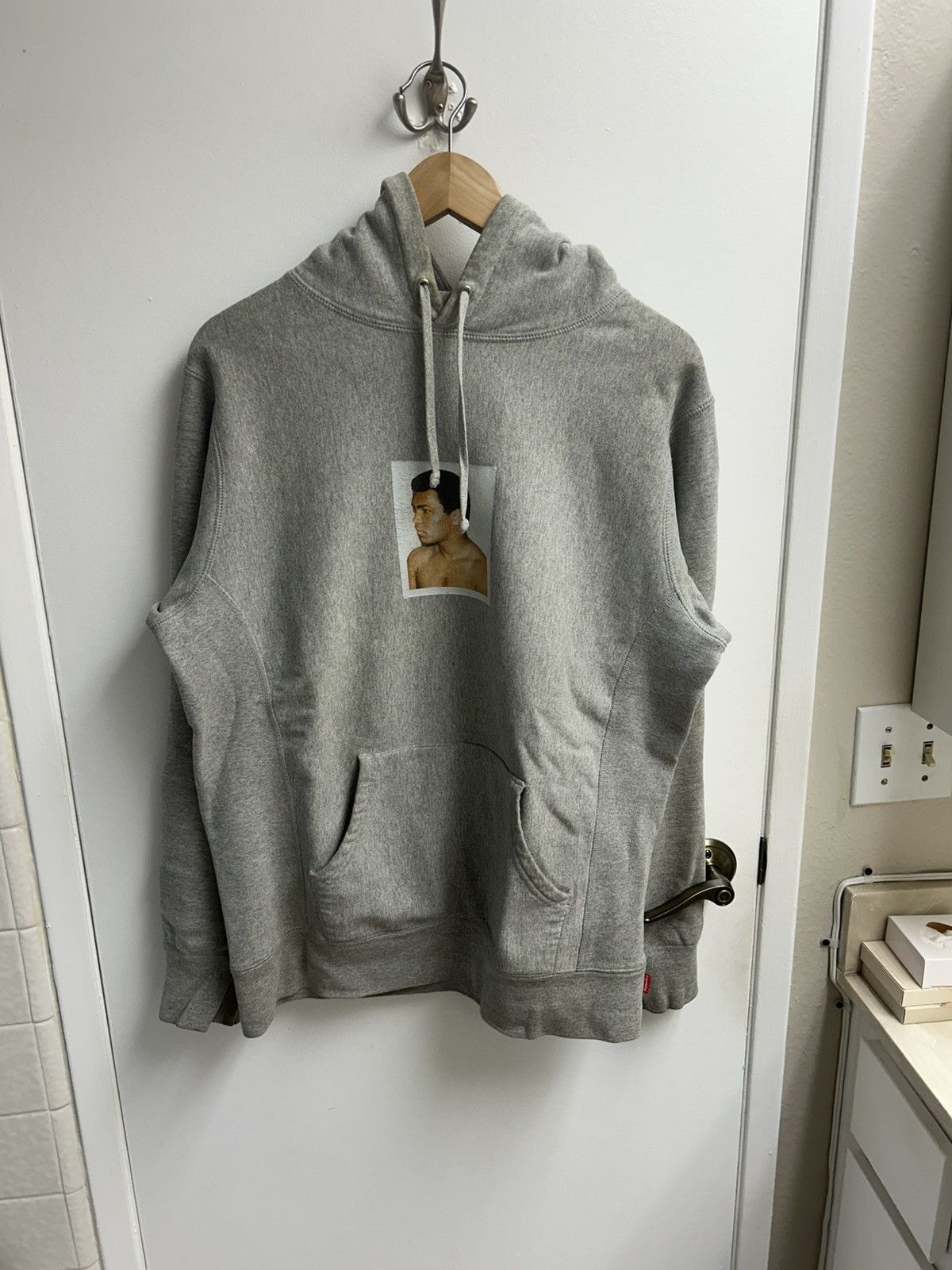 Supreme Supreme x Andy Warhol Muhammad Ali Gray Hoodie Size US M / EU 48-50 / 2 - 1 Thumbnail