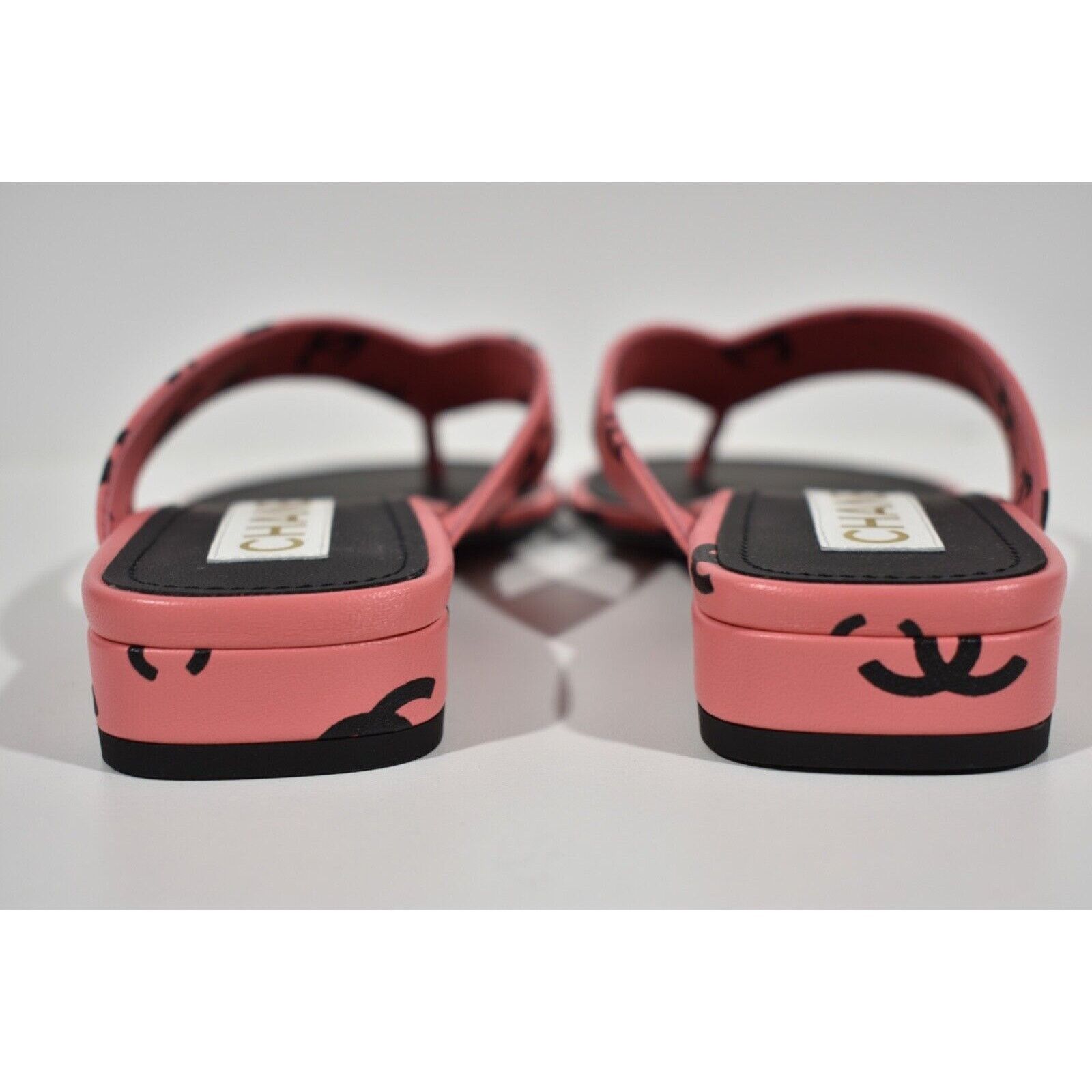 Chanel Chanel 22S Pink Black Printed Lambskin CC Logo Thong Flat Size US 9 / IT 39 - 11 Thumbnail